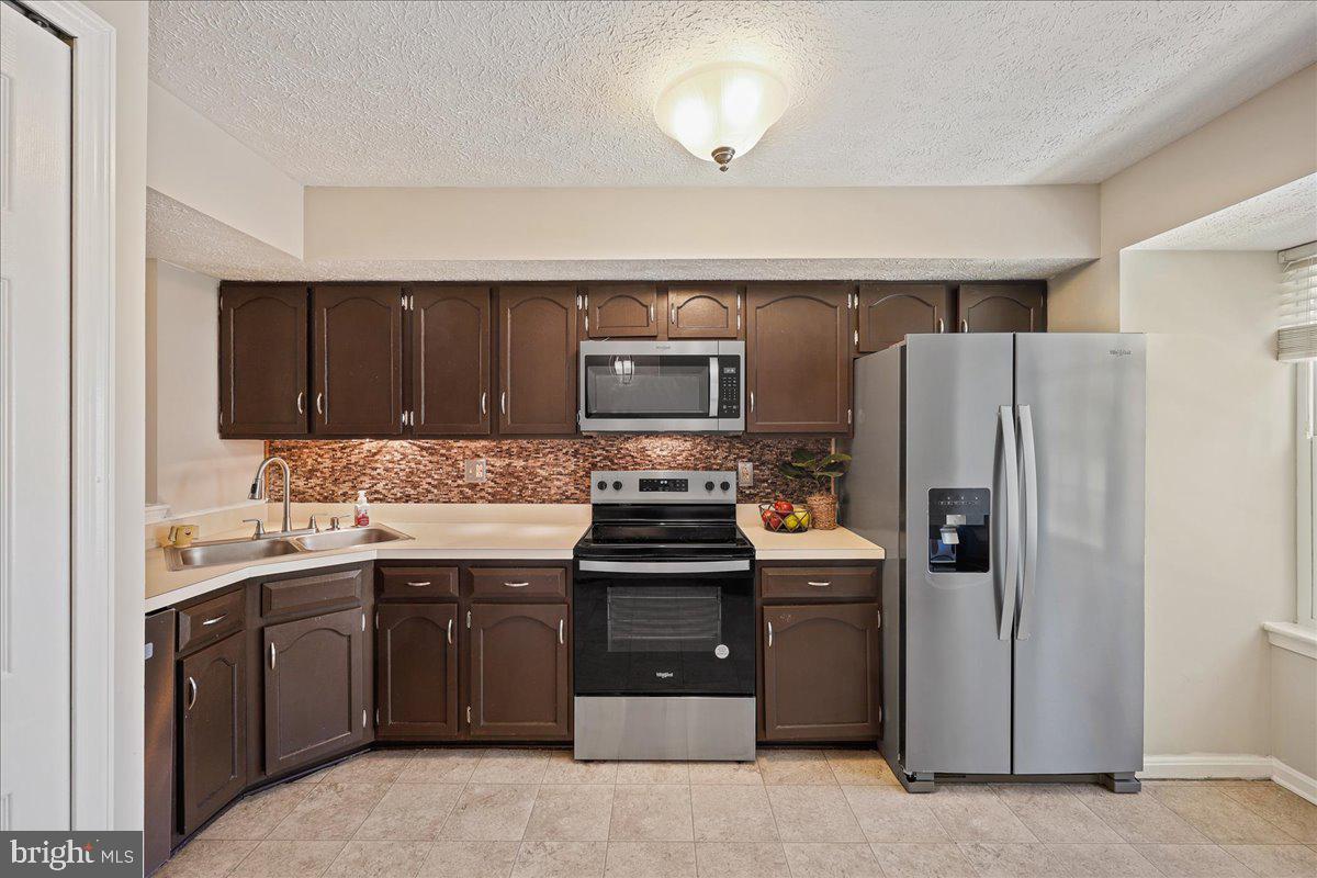 FOUNTAIN GLEN - Residential