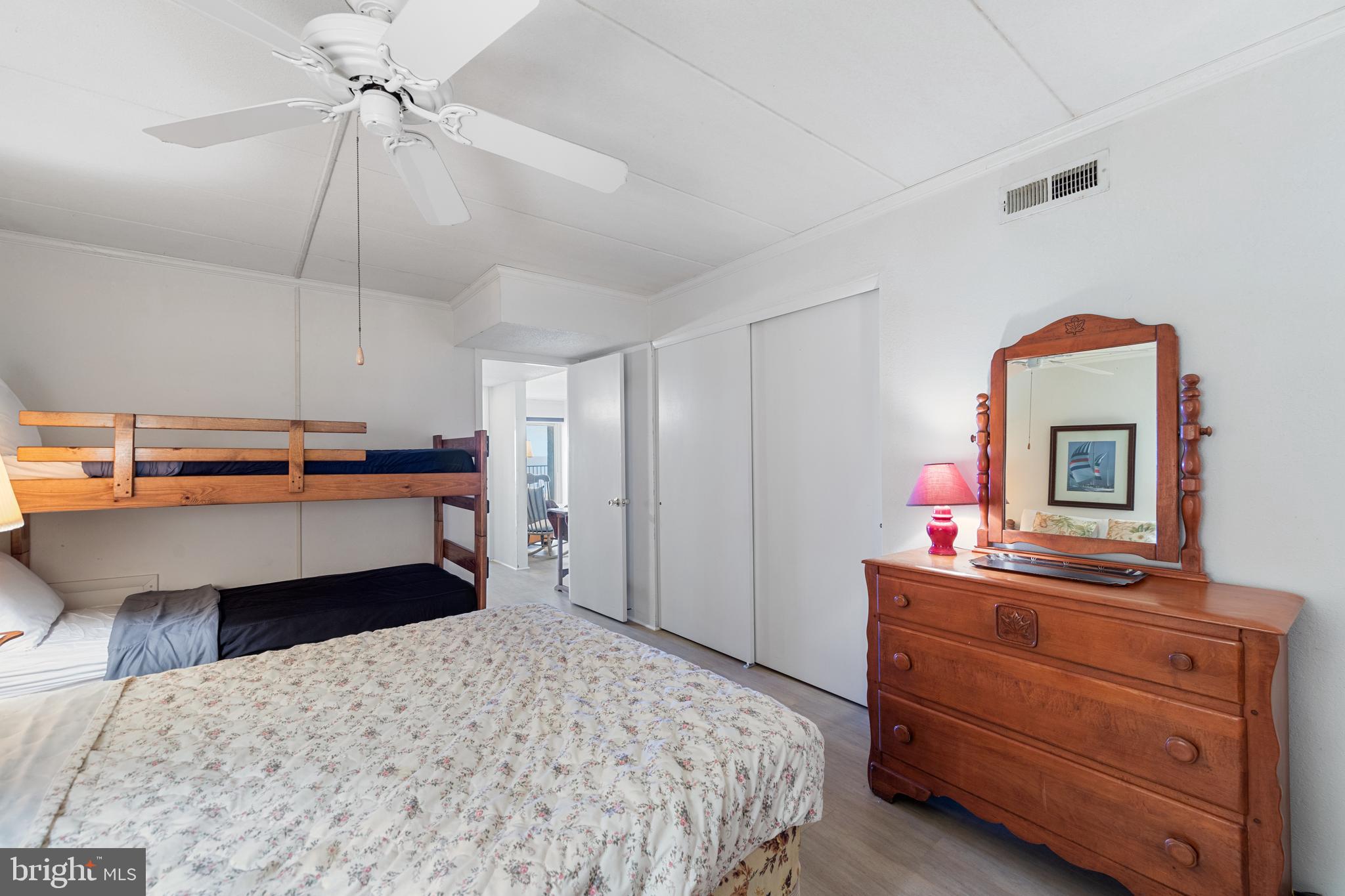 OCEANBAY CITY - Residential