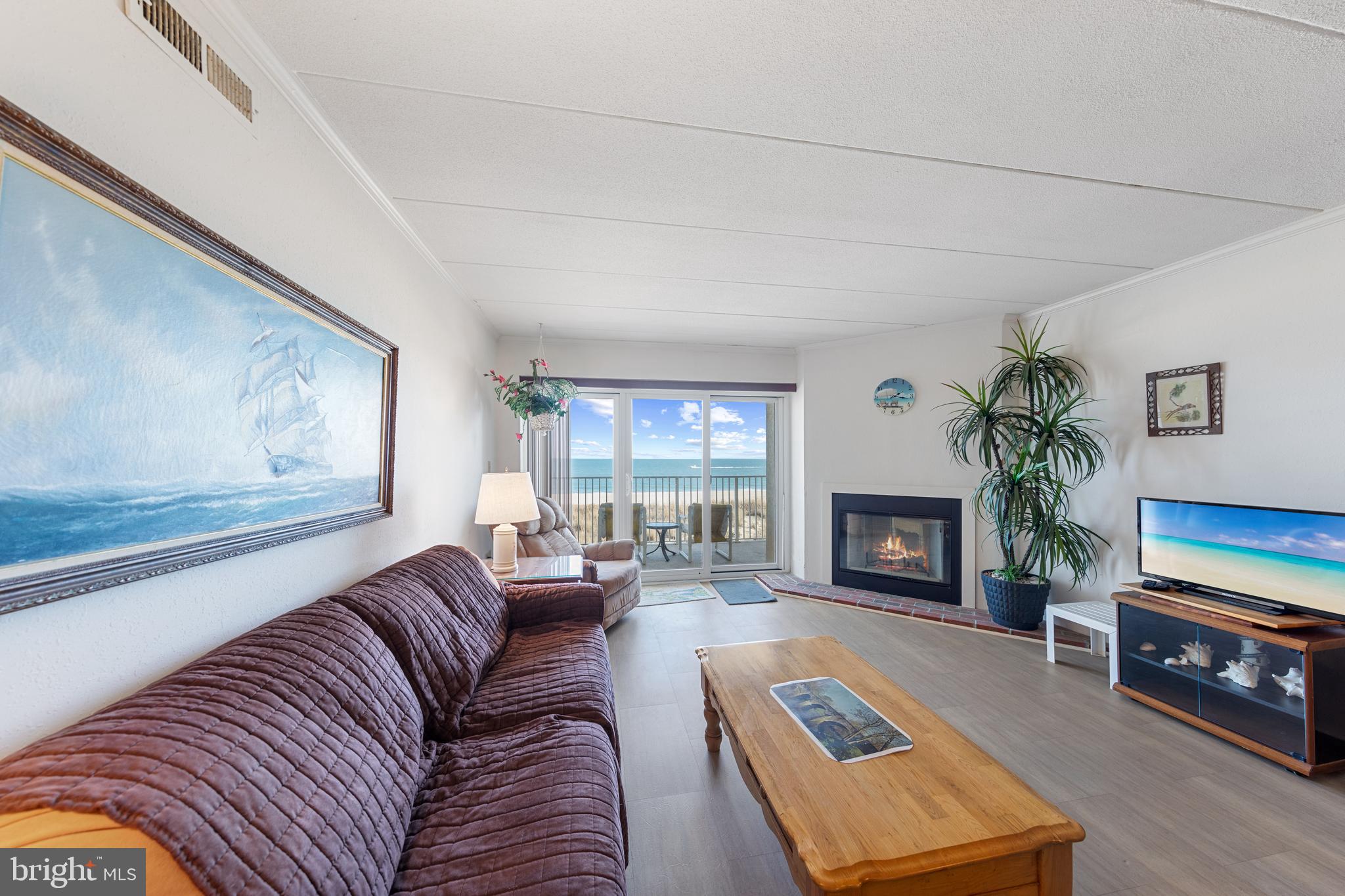 OCEANBAY CITY - Residential