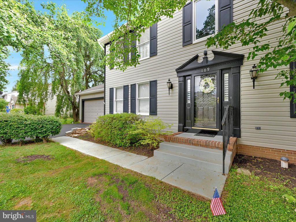 Photo of 109 S Shaffer Drive, NEW FREEDOM, PA 17349 (MLS # PAYK2084966)