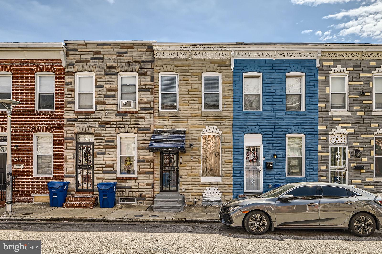 WELCOME HOME! NEW RENOVATION! 2 bedroom 2 bathroom home with central A/C! Schedule your tour today!