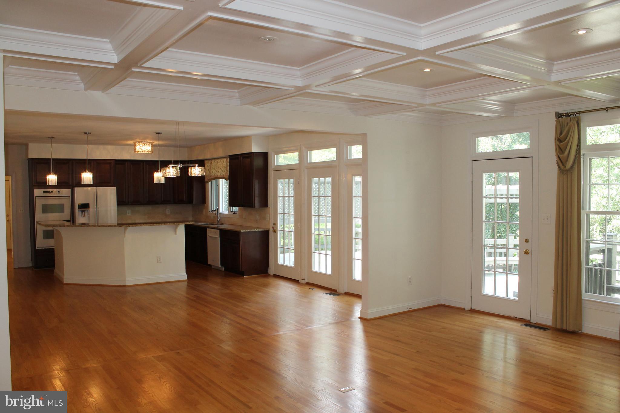 RESTON - Residential