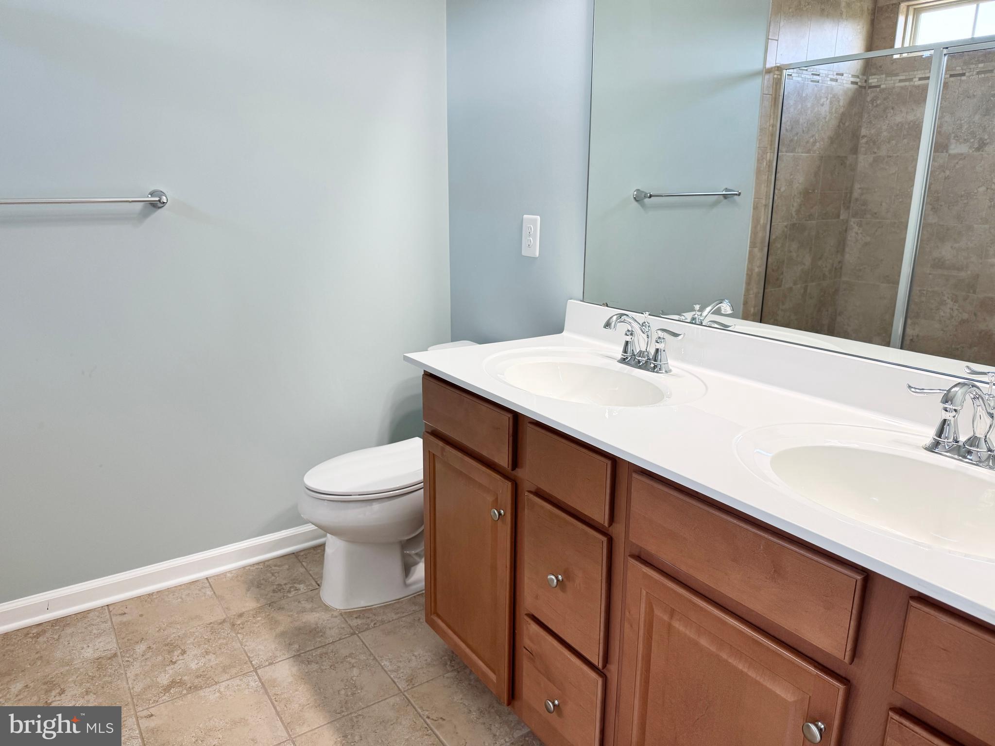 EMBREY MILL - Residential Lease