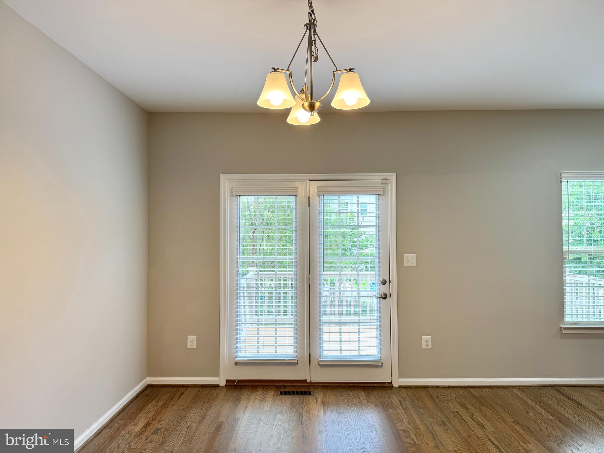 EMBREY MILL - Residential Lease