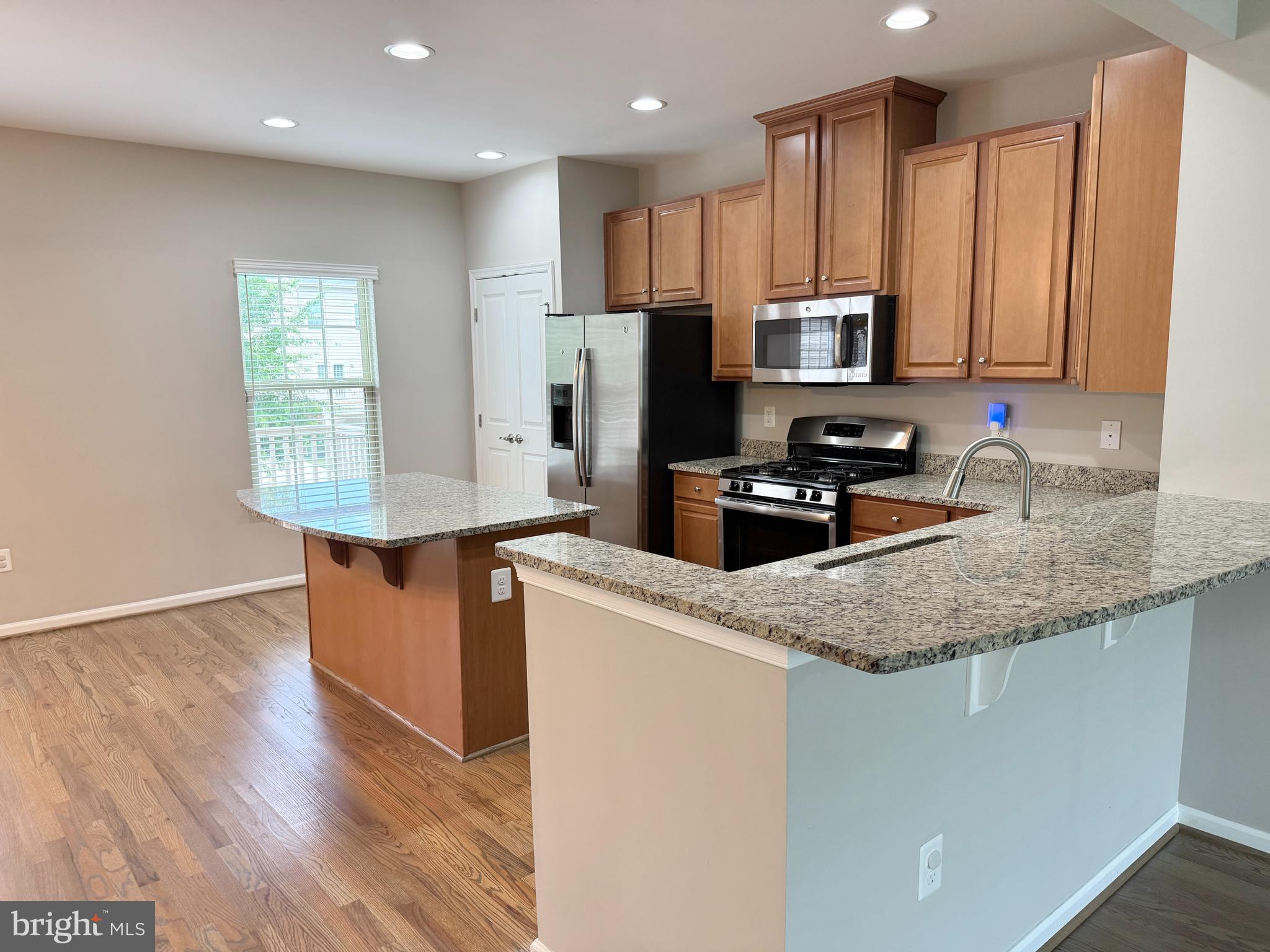 EMBREY MILL - Residential Lease