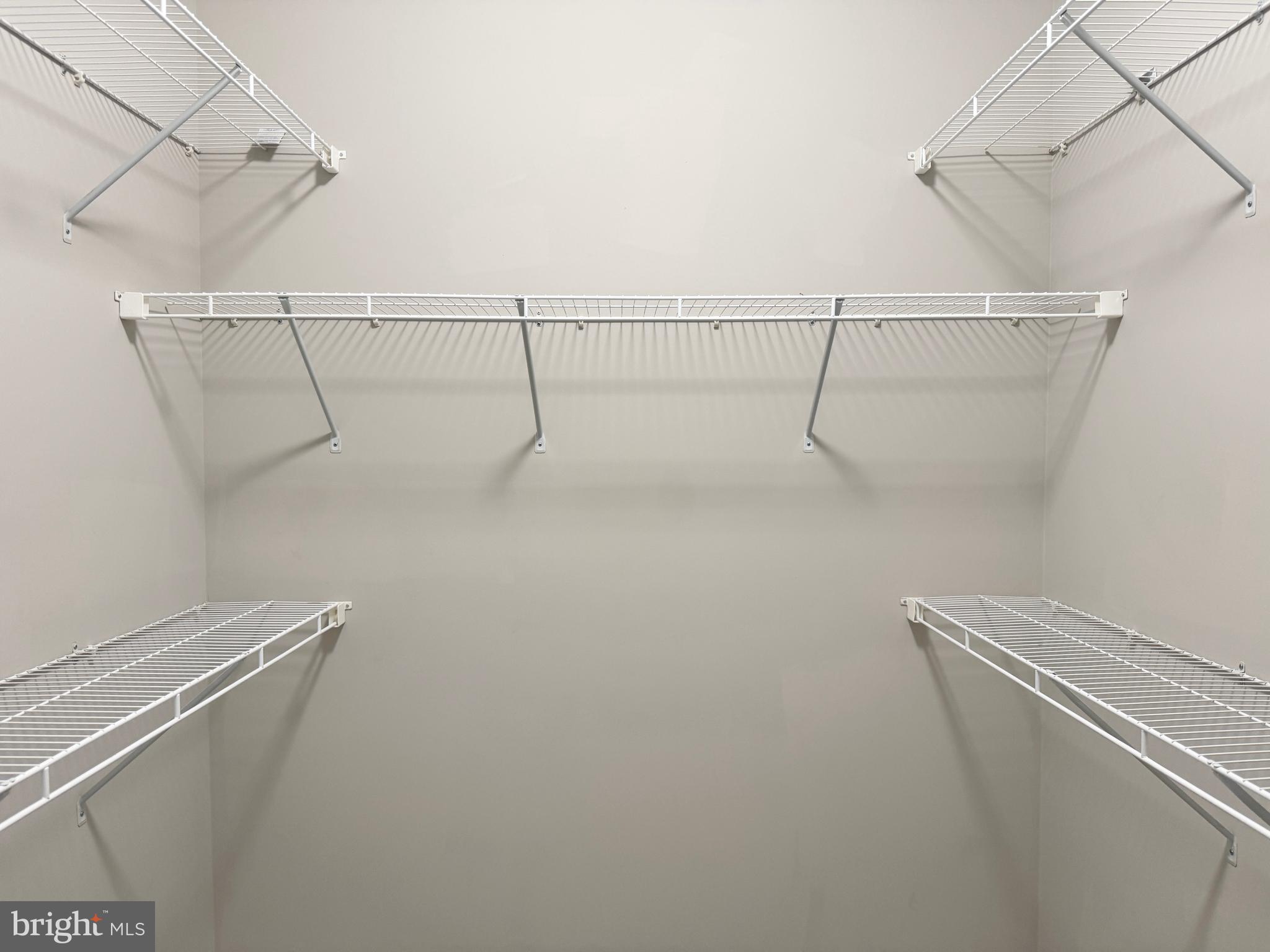 EMBREY MILL - Residential Lease