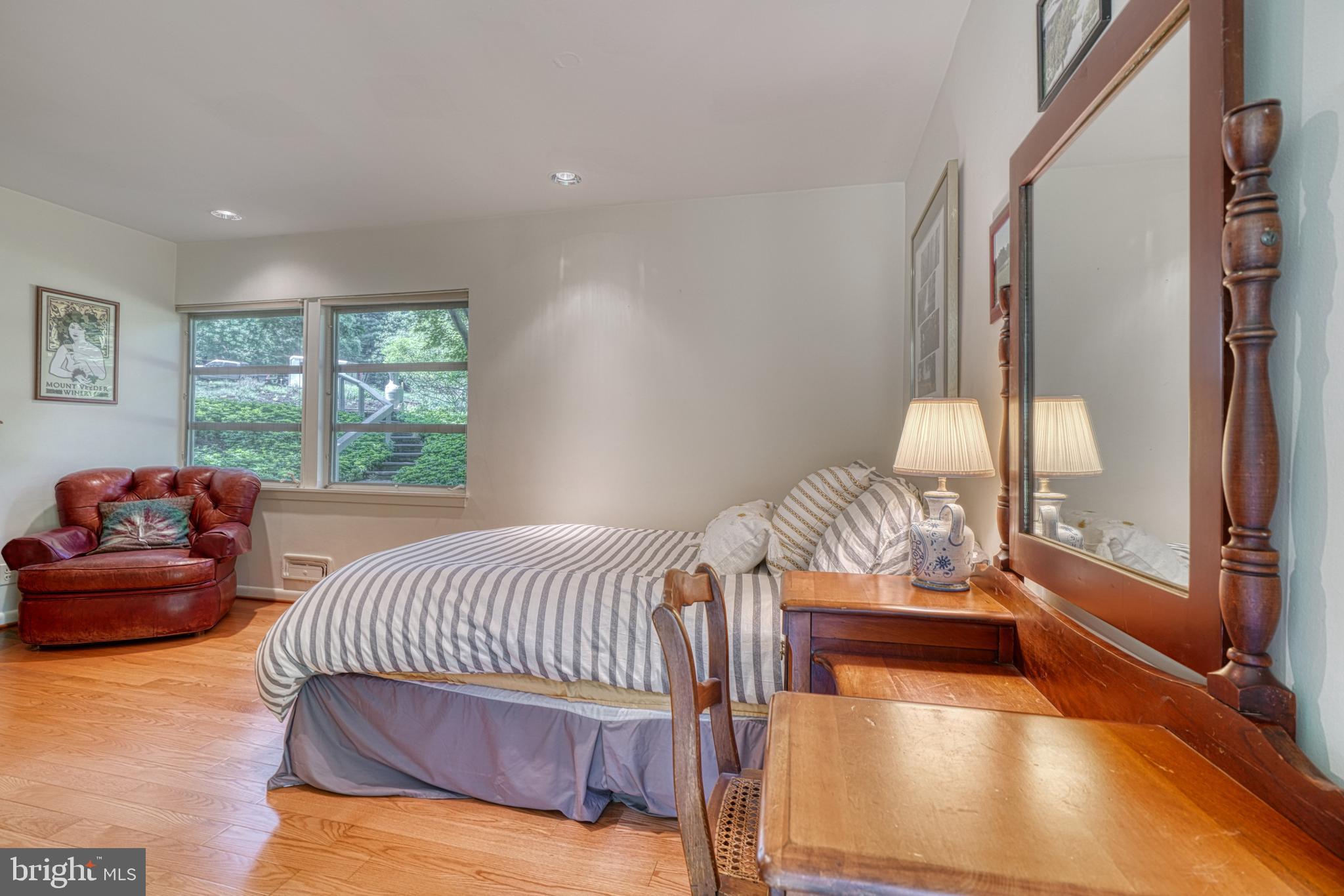 GREEN SPRING VALLEY - Residential