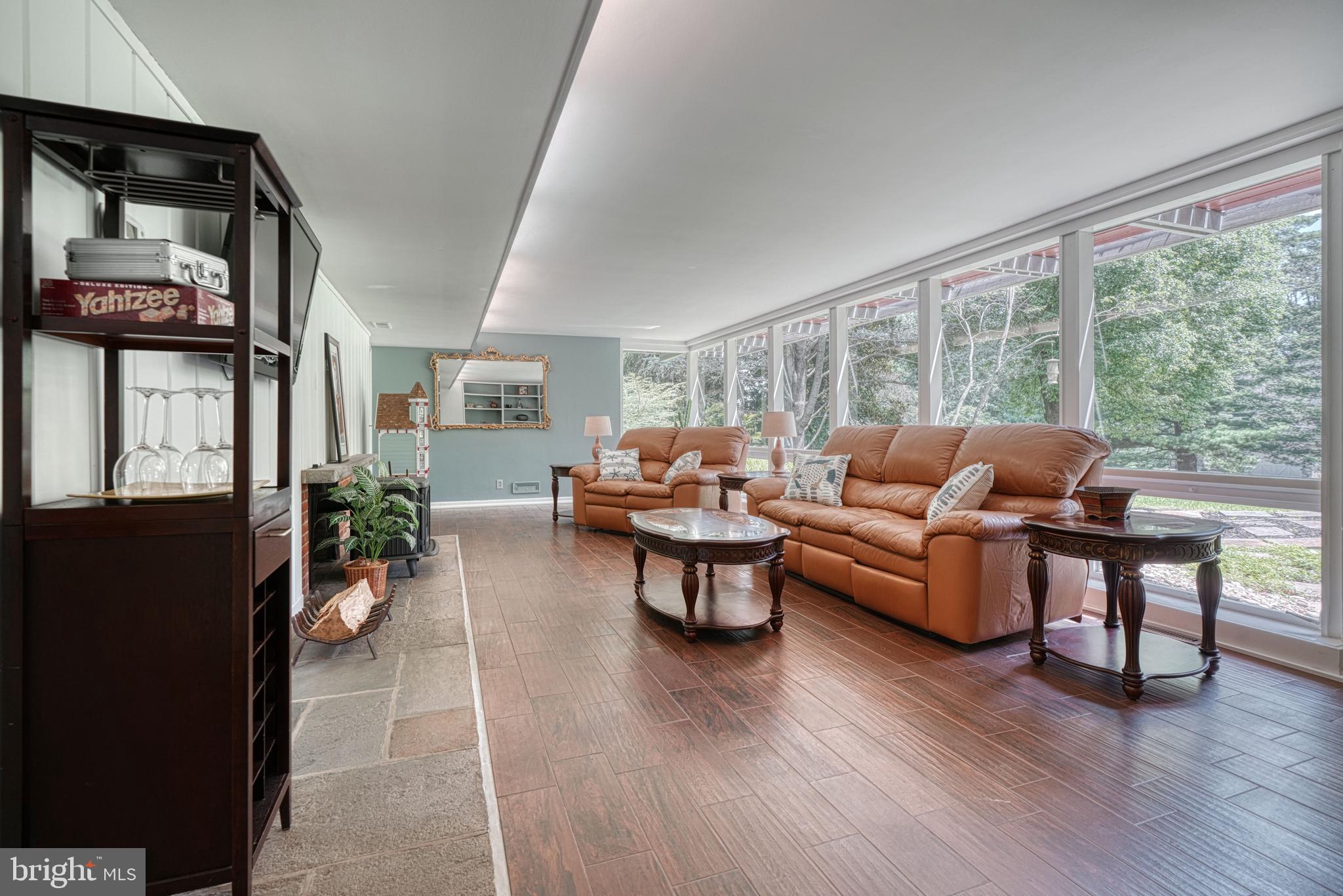 GREEN SPRING VALLEY - Residential