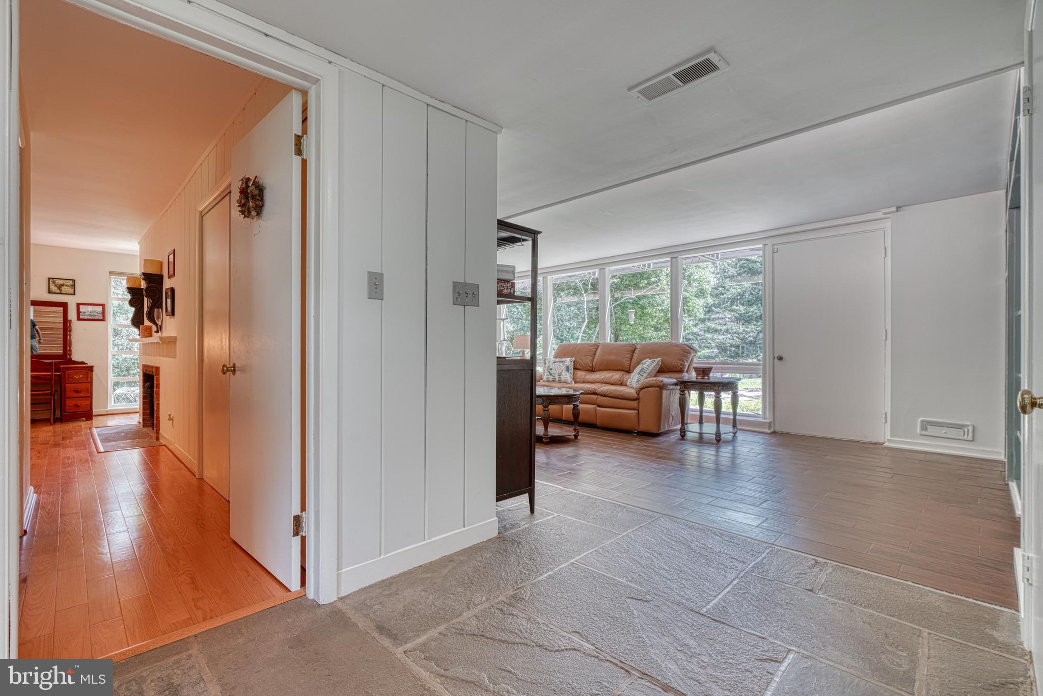 GREEN SPRING VALLEY - Residential