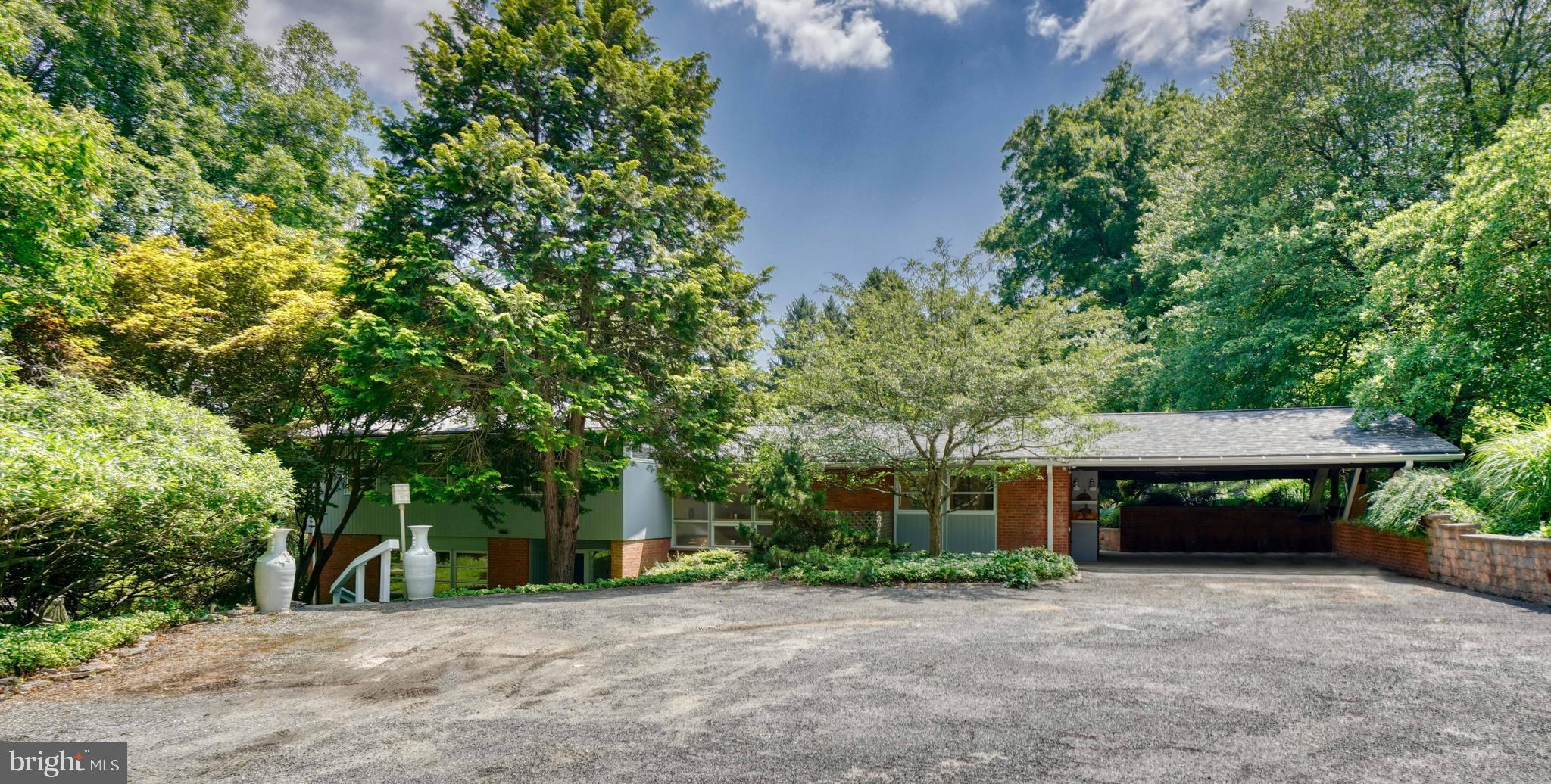 GREEN SPRING VALLEY - Residential