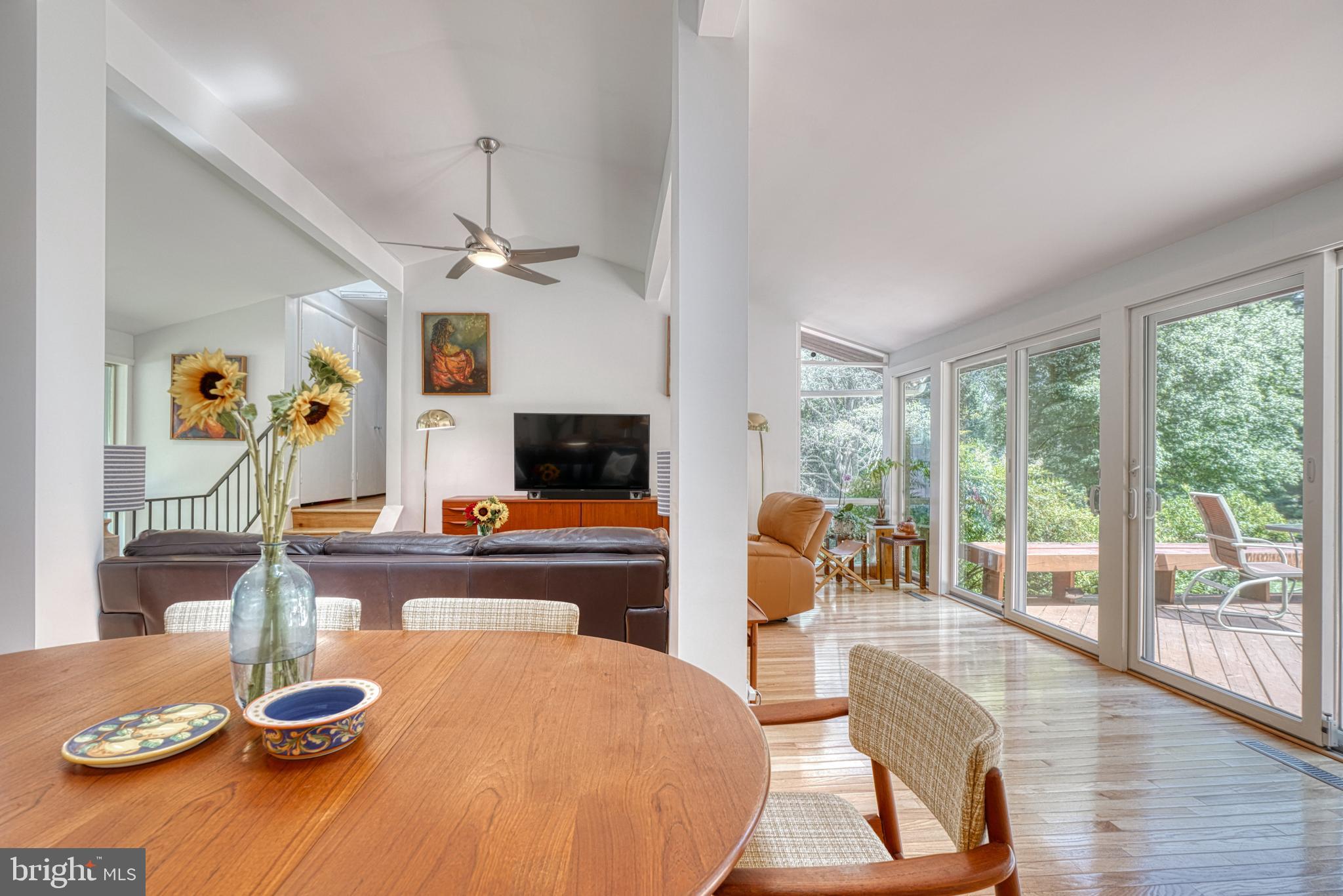 GREEN SPRING VALLEY - Residential