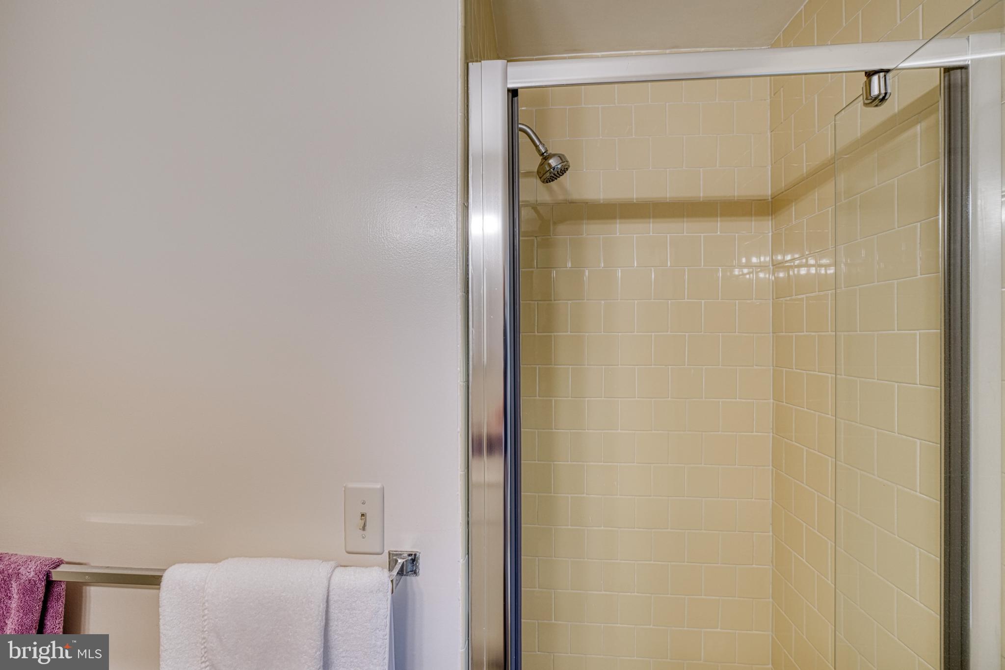 GREEN SPRING VALLEY - Residential