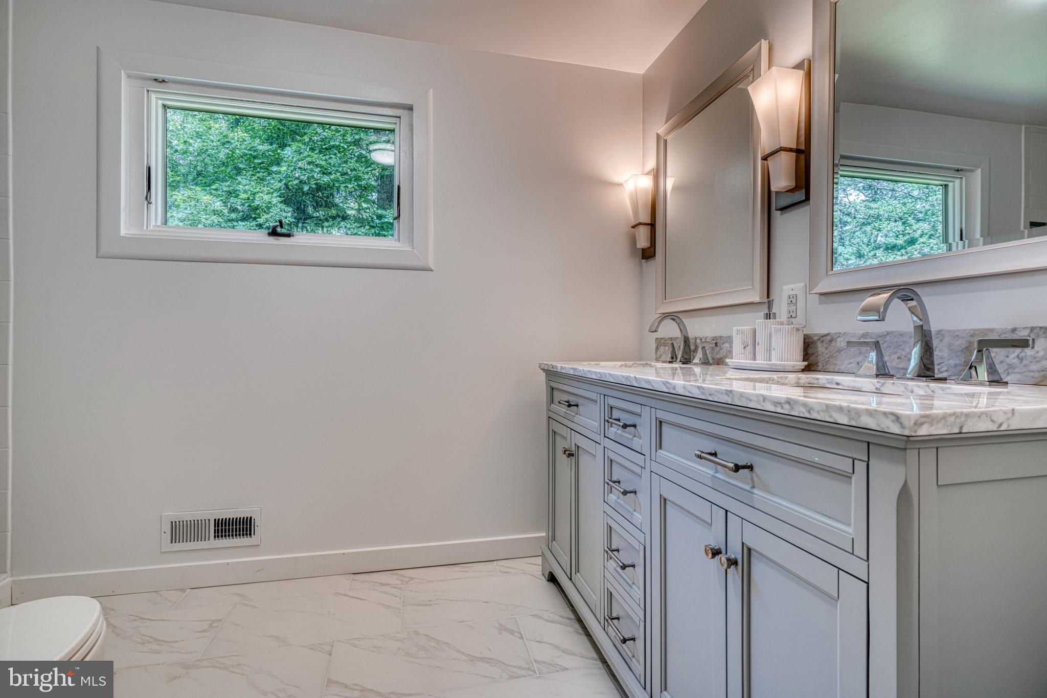 GREEN SPRING VALLEY - Residential