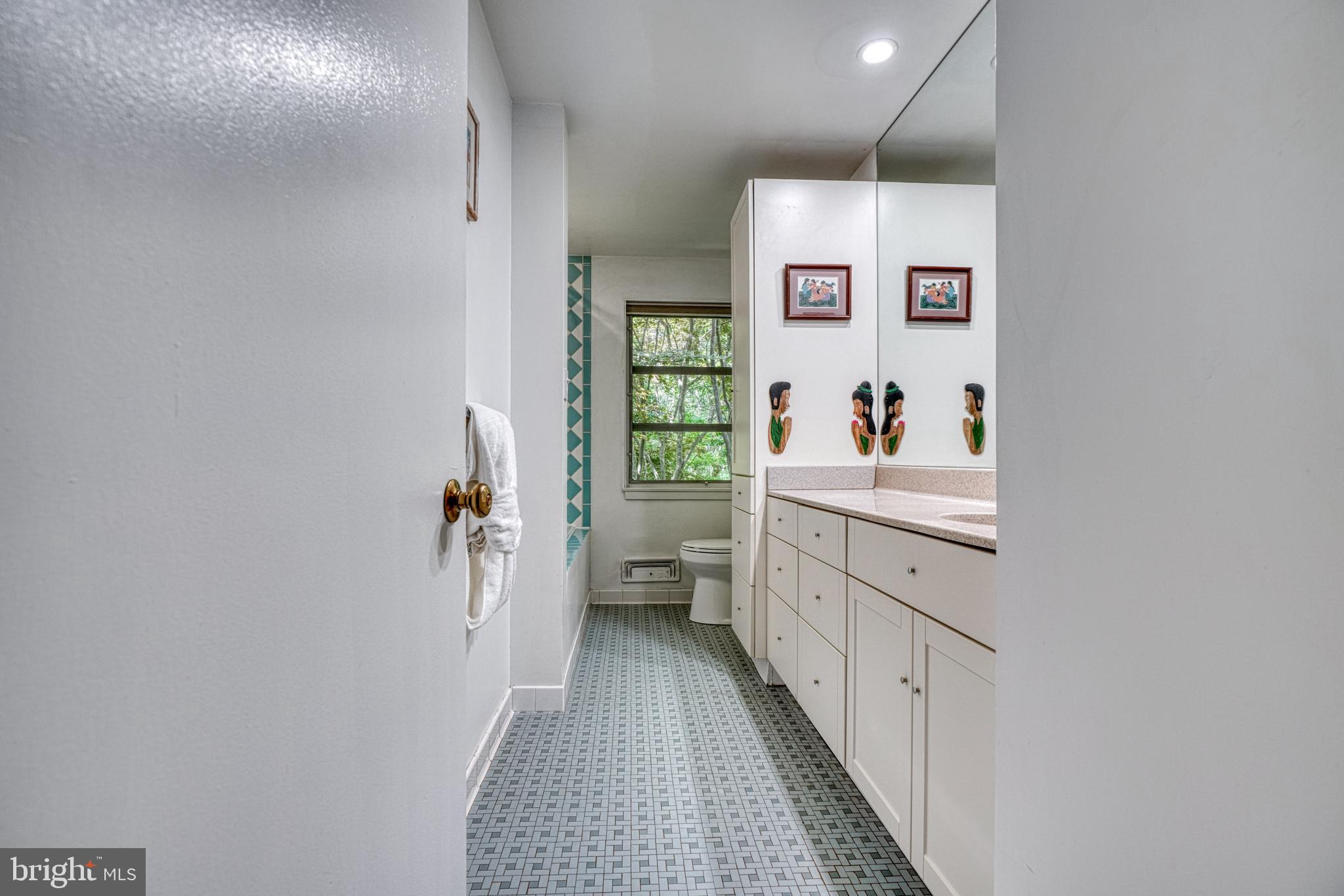 GREEN SPRING VALLEY - Residential