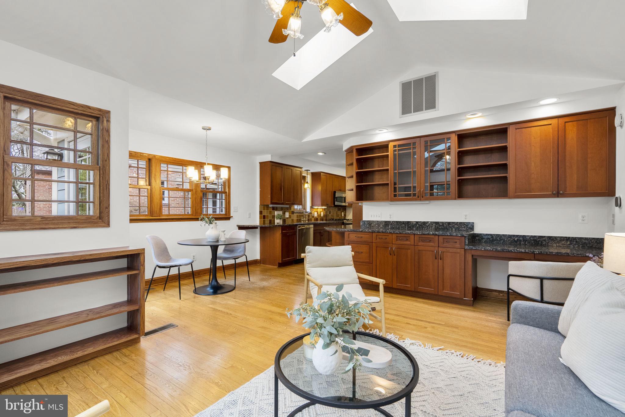 SILVER SPRING - Residential