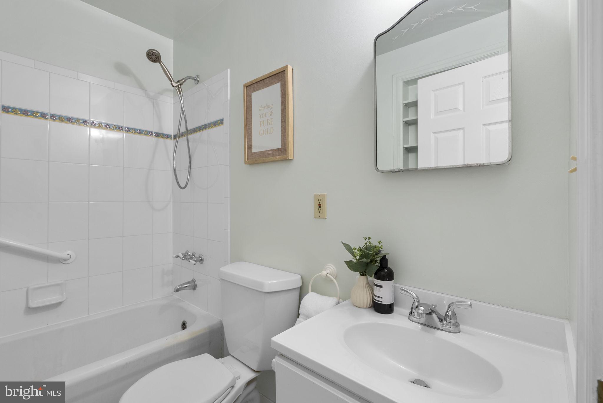 SILVER SPRING - Residential