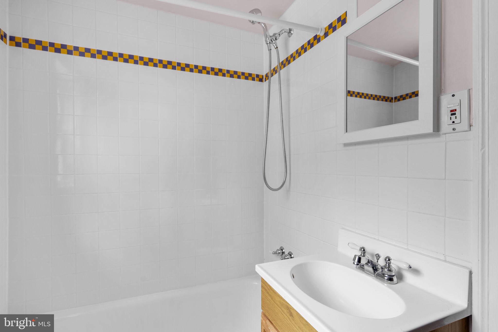 SILVER SPRING - Residential