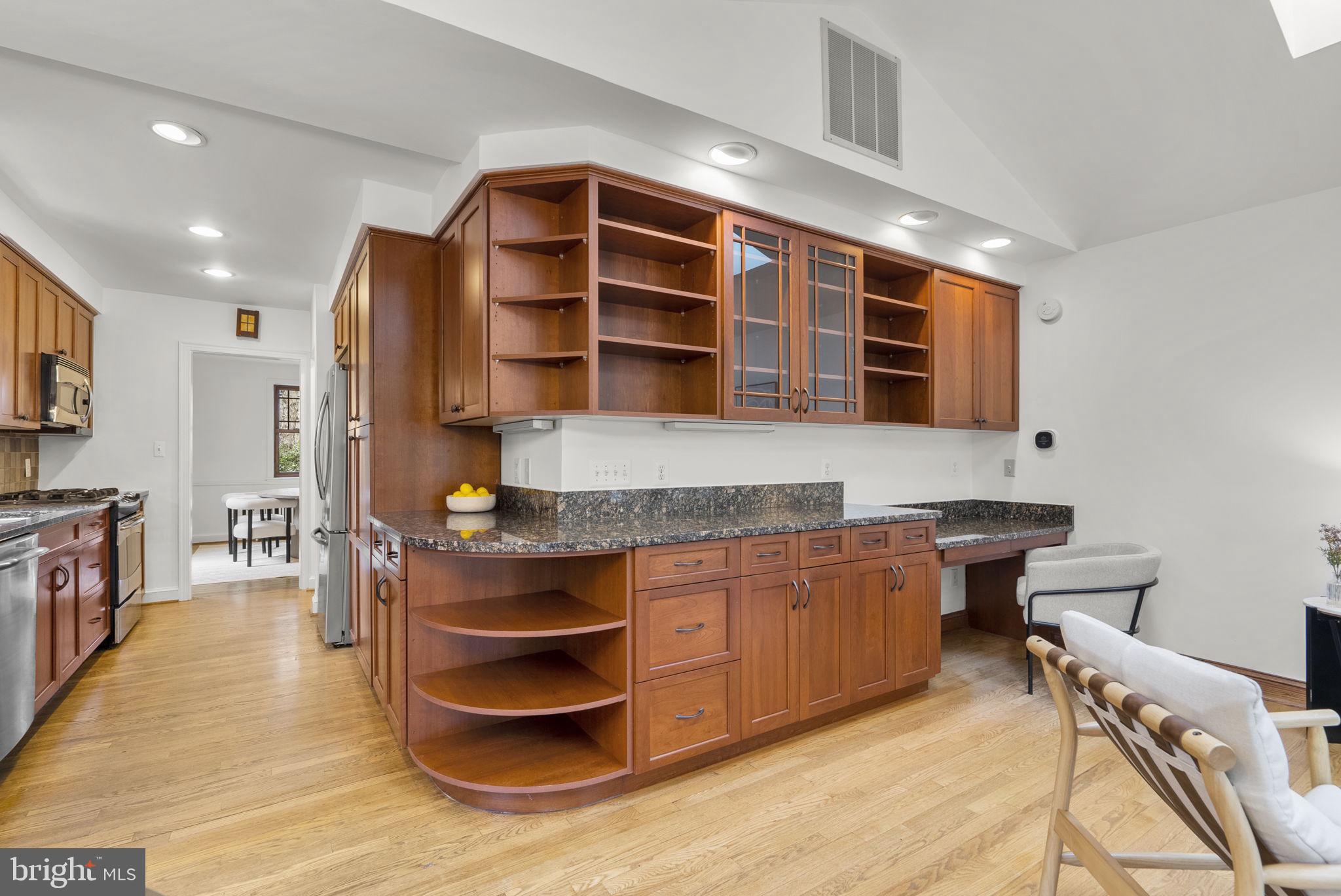 SILVER SPRING - Residential