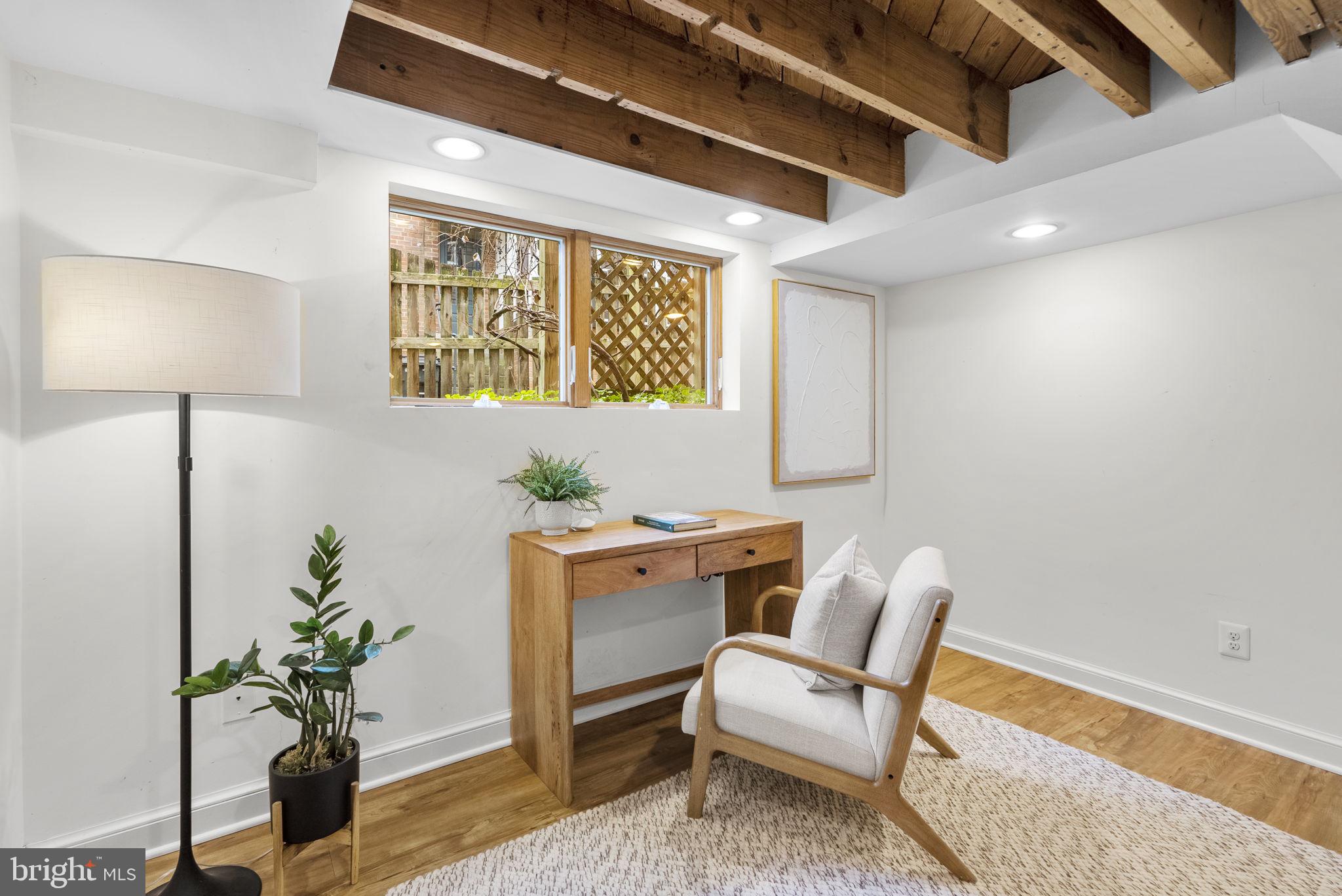 SILVER SPRING - Residential