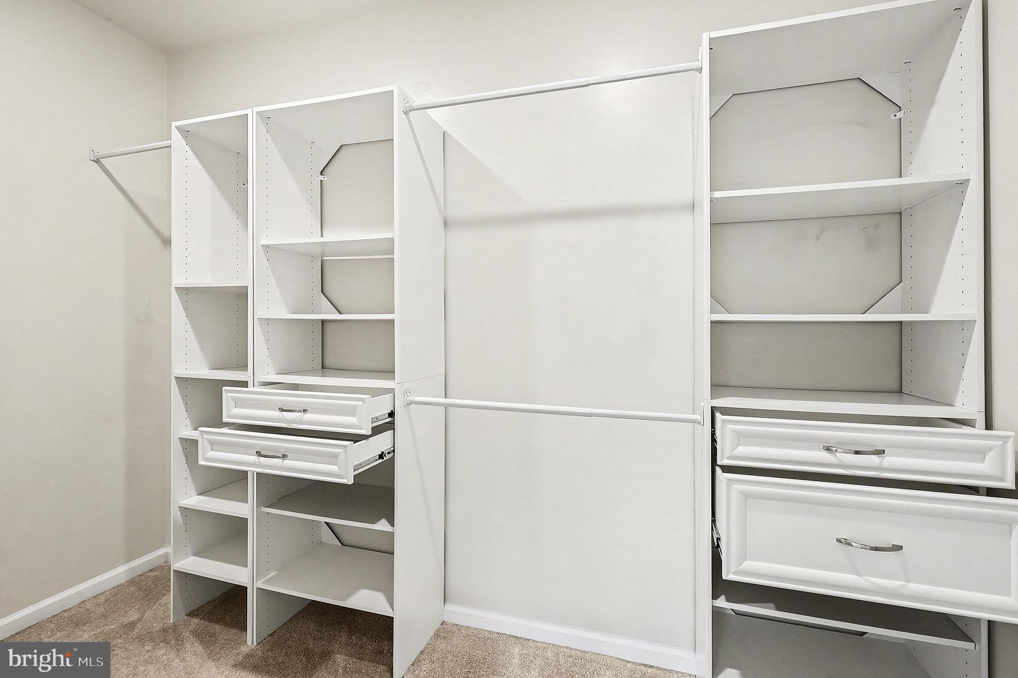 WILLIAM SQUARE - Residential