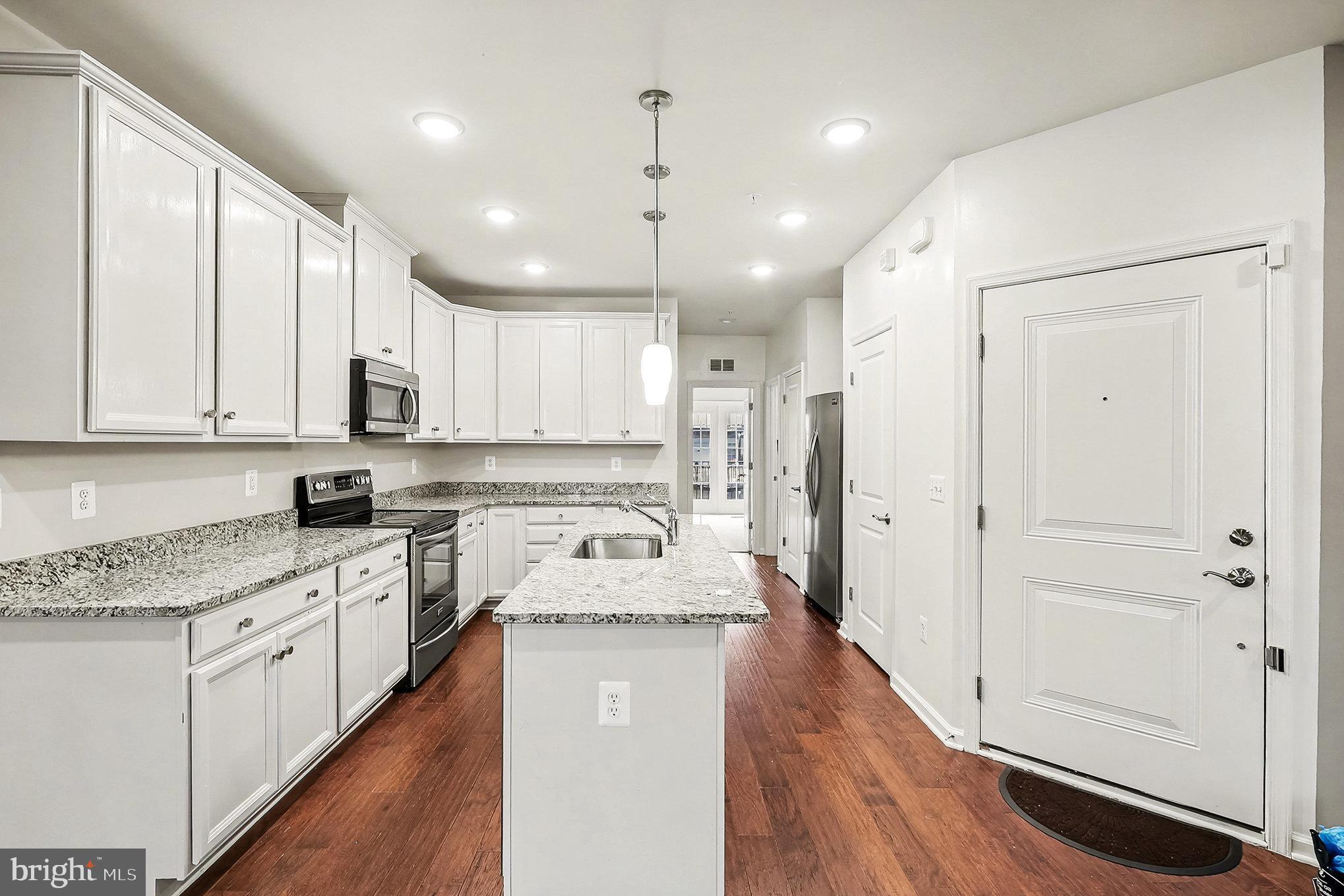 WILLIAM SQUARE - Residential