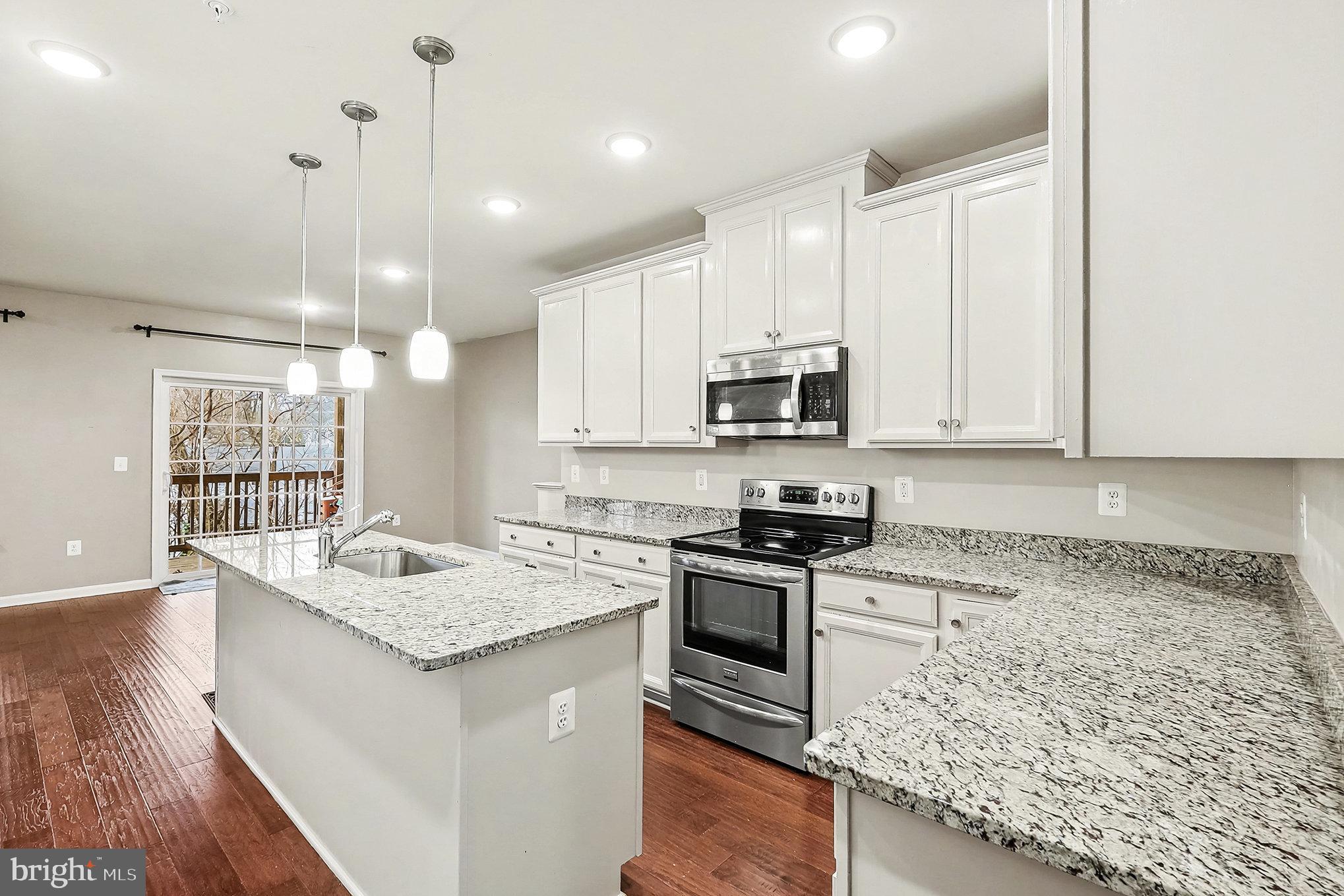 WILLIAM SQUARE - Residential