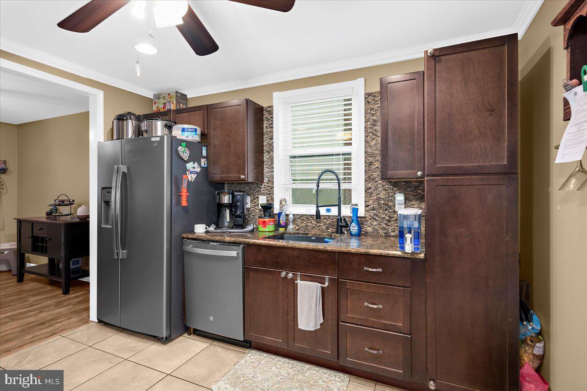 WOODLAWN HEIGHTS - Residential