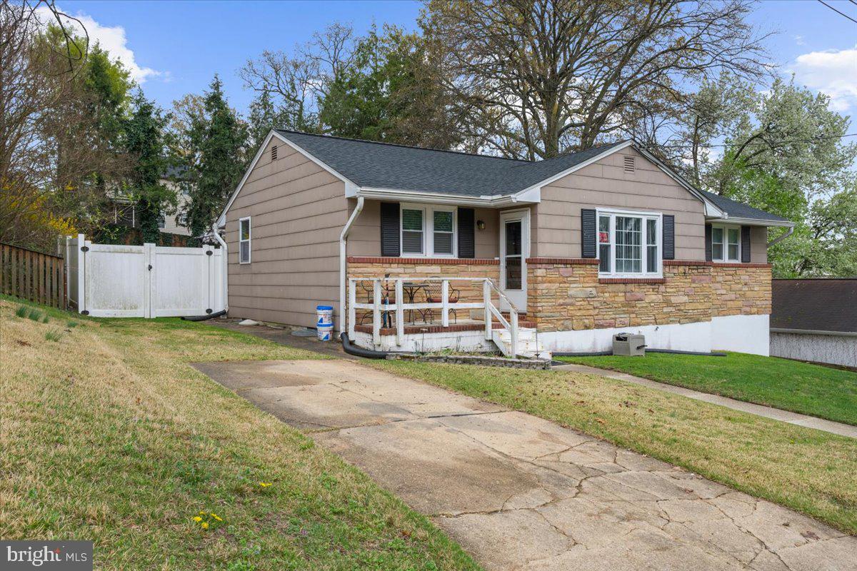 WOODLAWN HEIGHTS - Residential