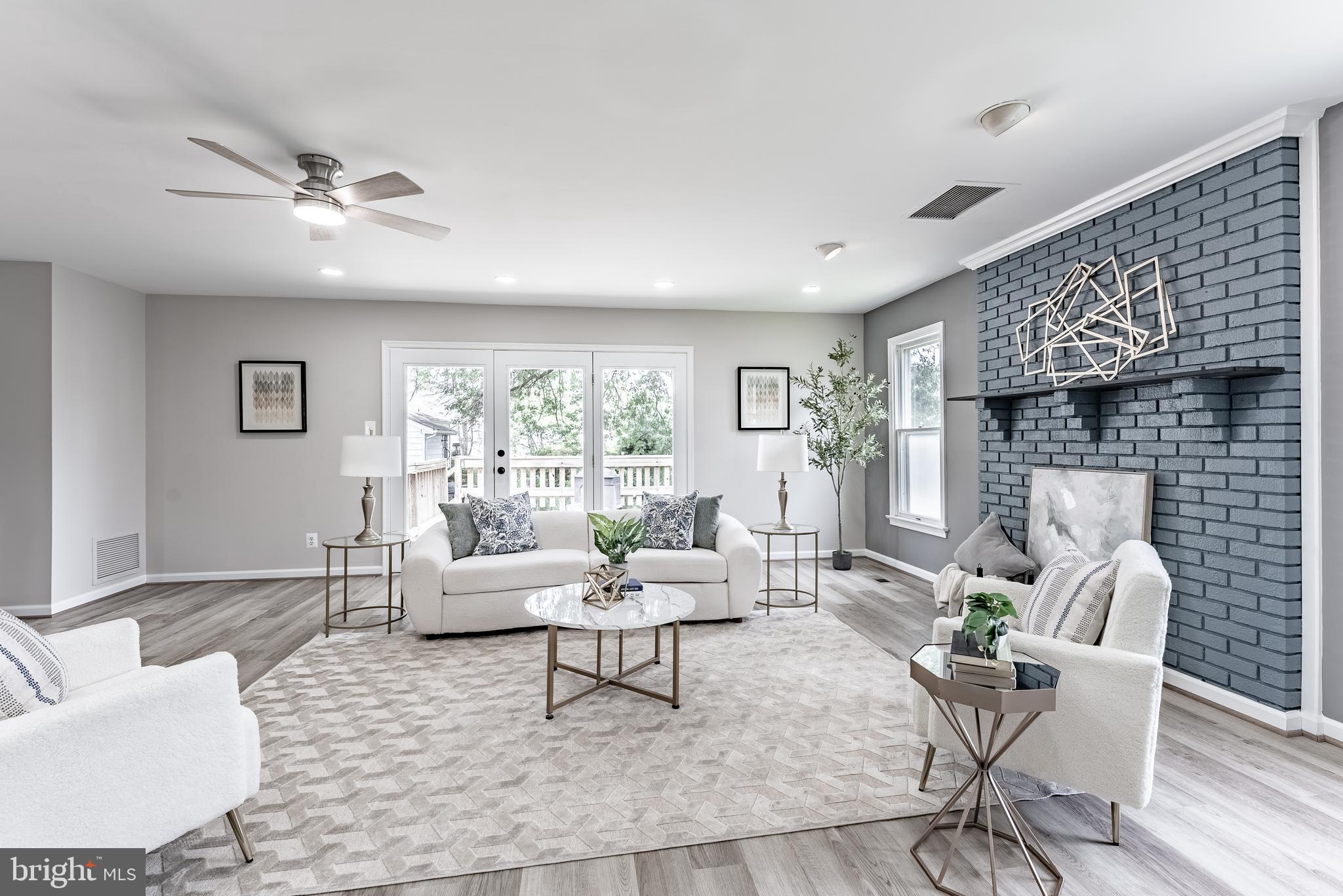 FAIRCHESTER - Residential