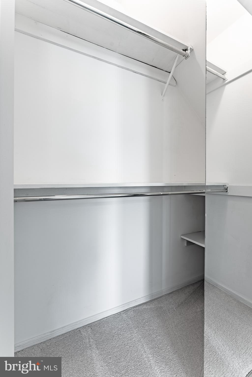 FAIRCHESTER - Residential