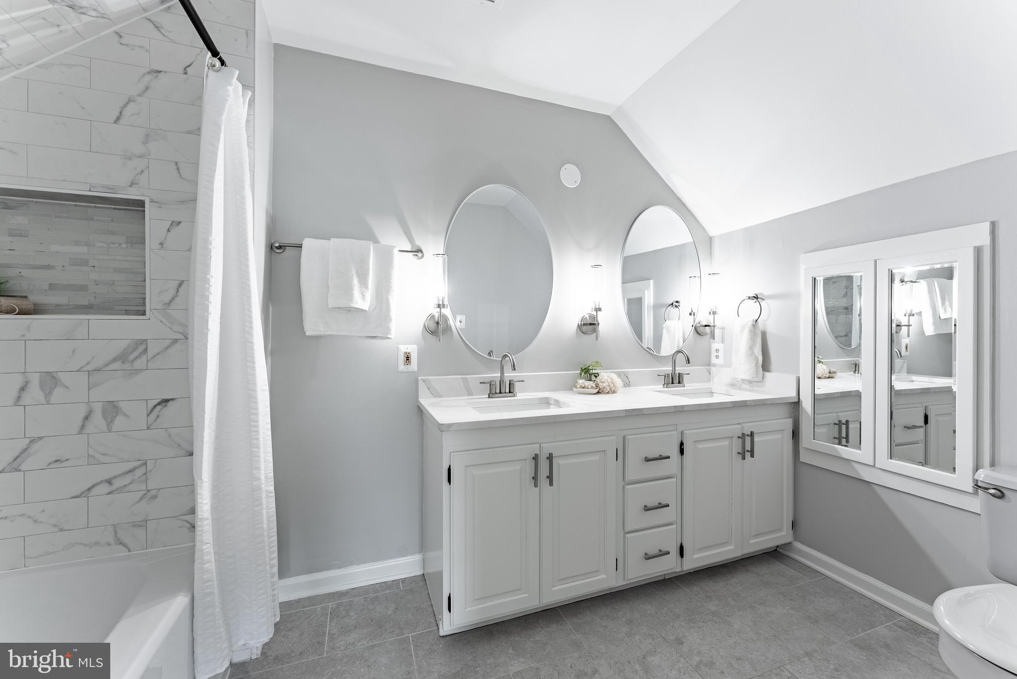 FAIRCHESTER - Residential