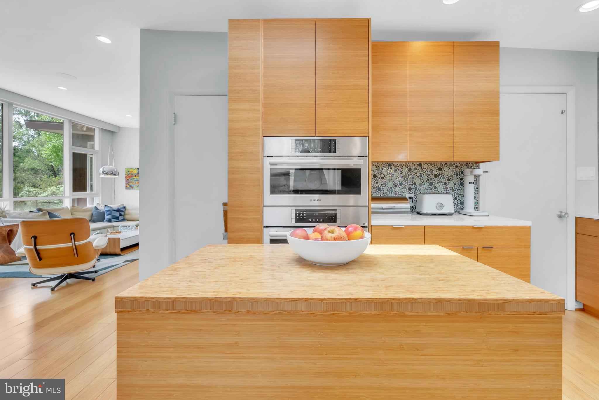 DUNLOP HILLS - Residential Lease