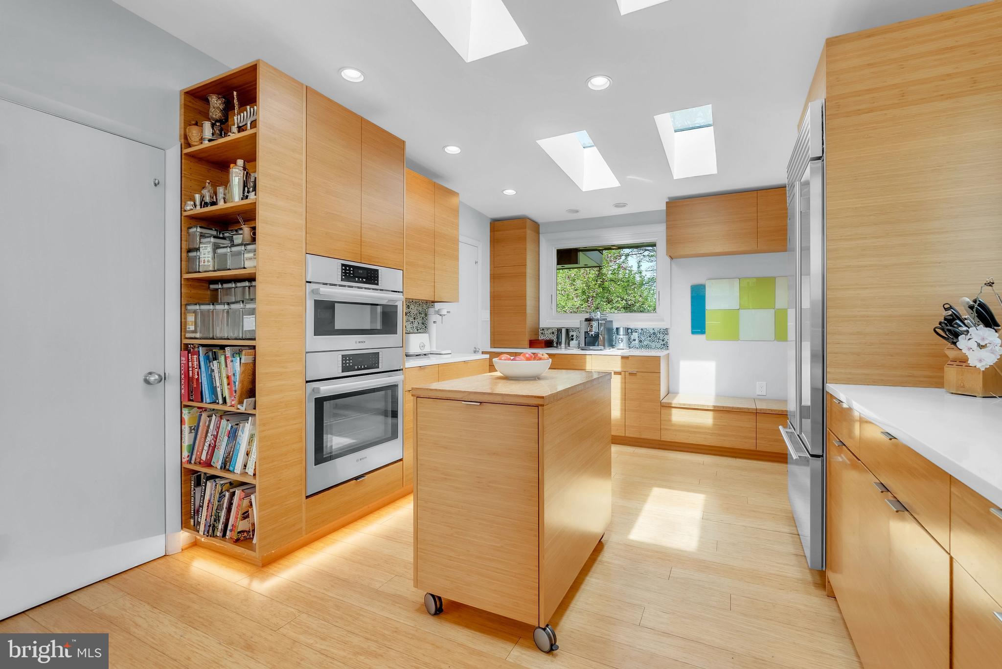 DUNLOP HILLS - Residential Lease