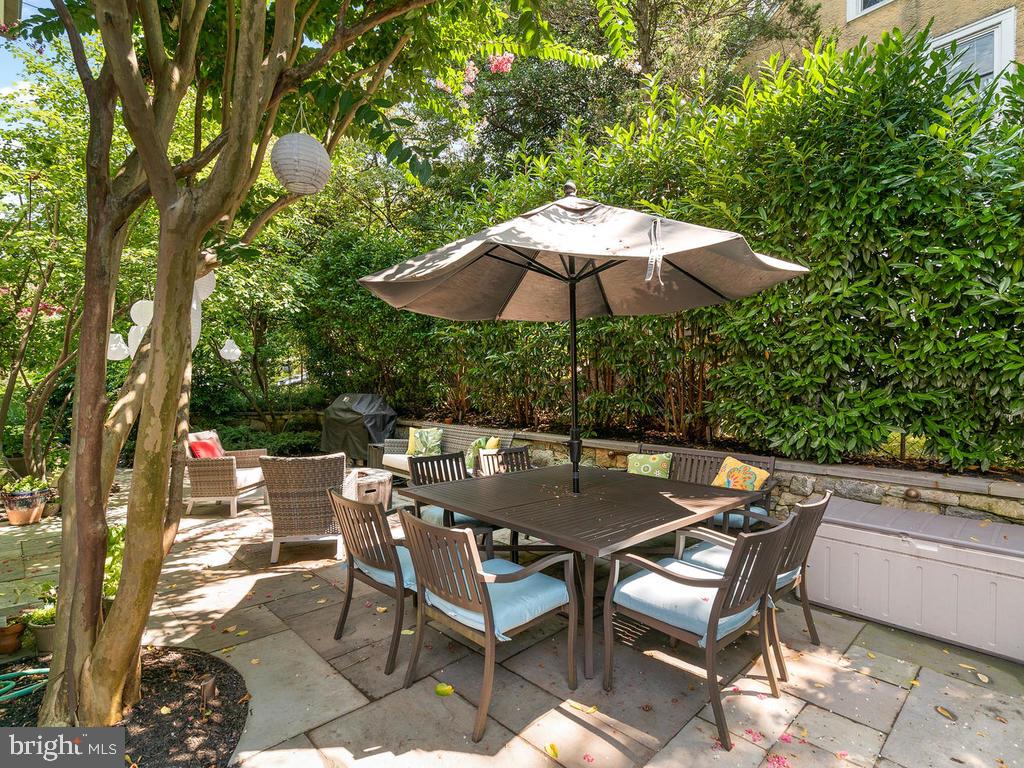 CHEVY CHASE - Residential Lease