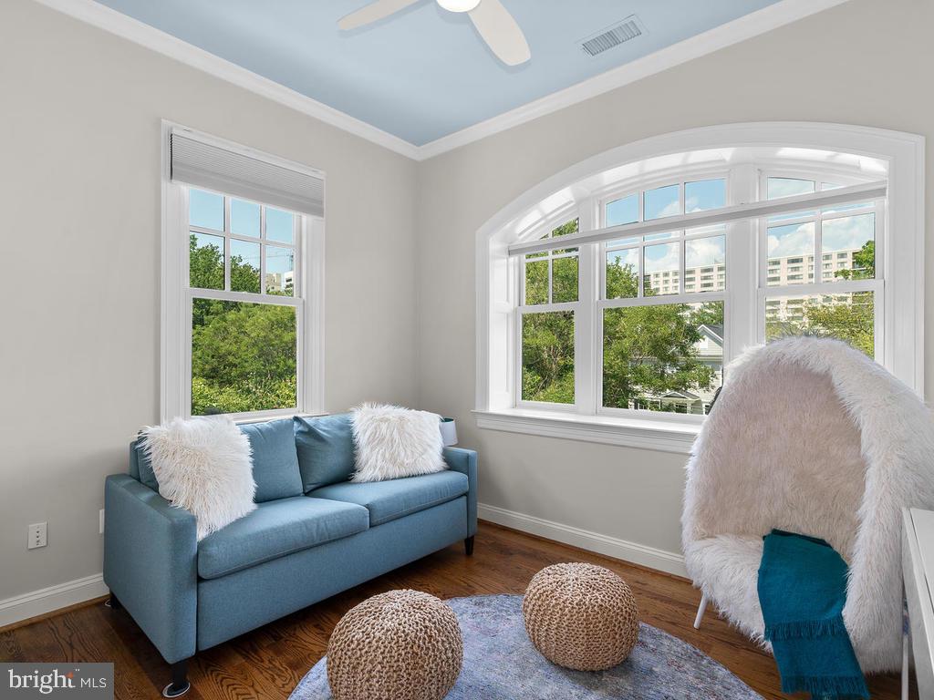 CHEVY CHASE - Residential Lease