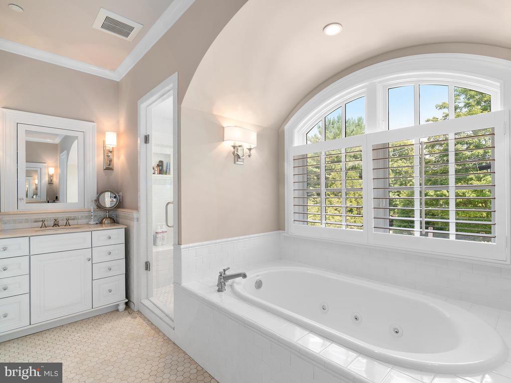 CHEVY CHASE - Residential Lease