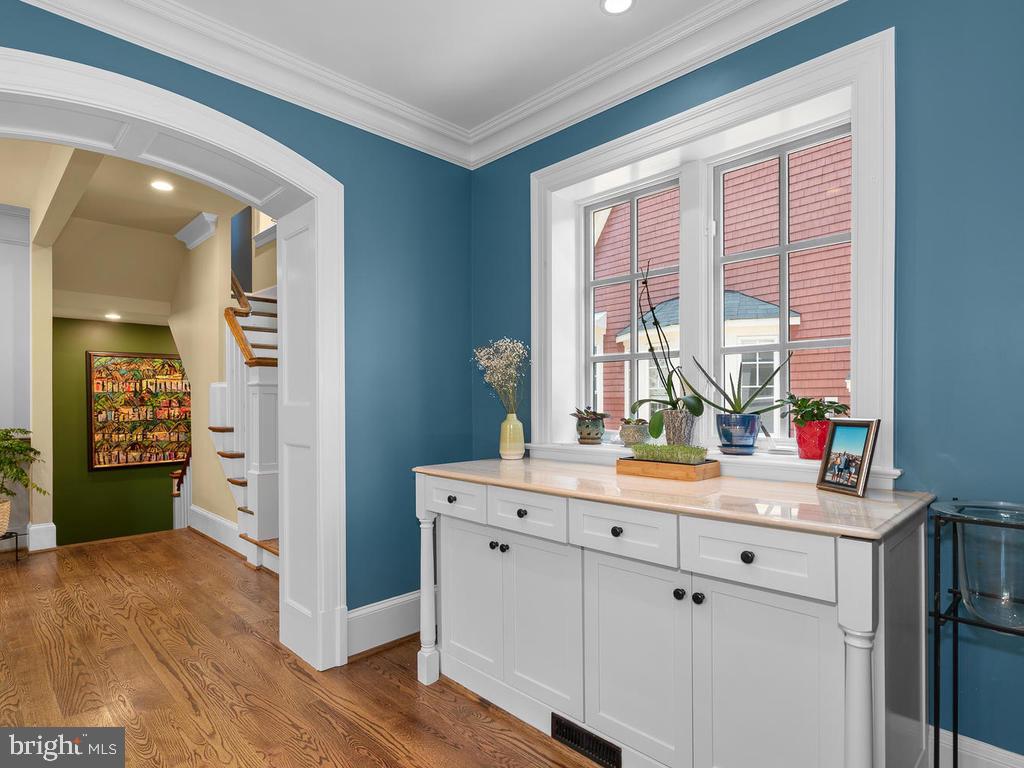 CHEVY CHASE - Residential Lease