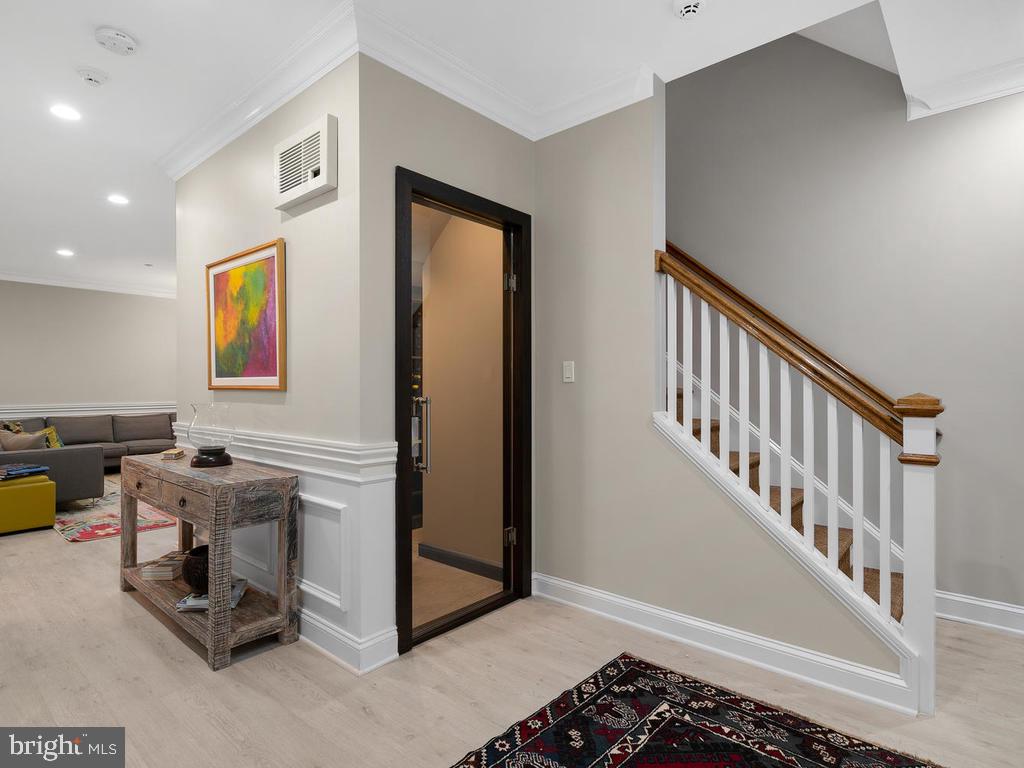 CHEVY CHASE - Residential Lease