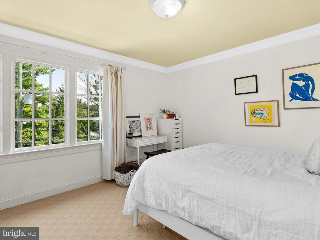 CHEVY CHASE - Residential Lease