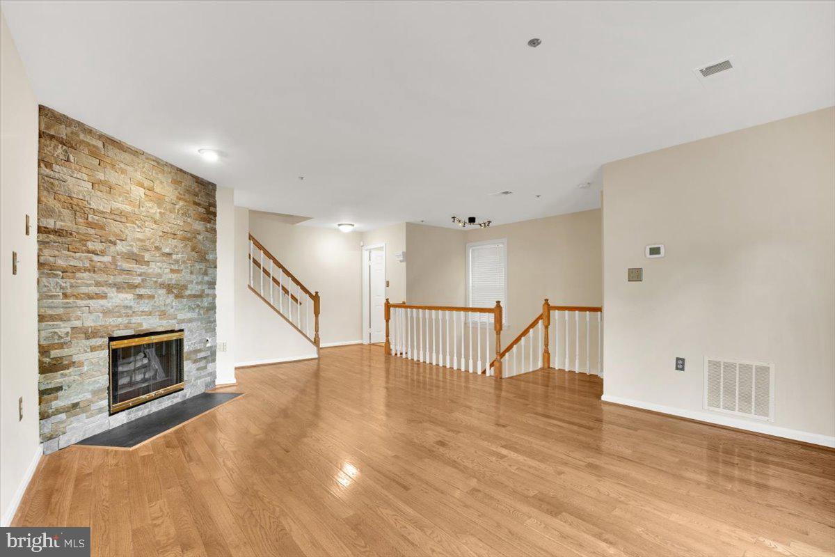 CARRIAGE PARK - Residential Lease