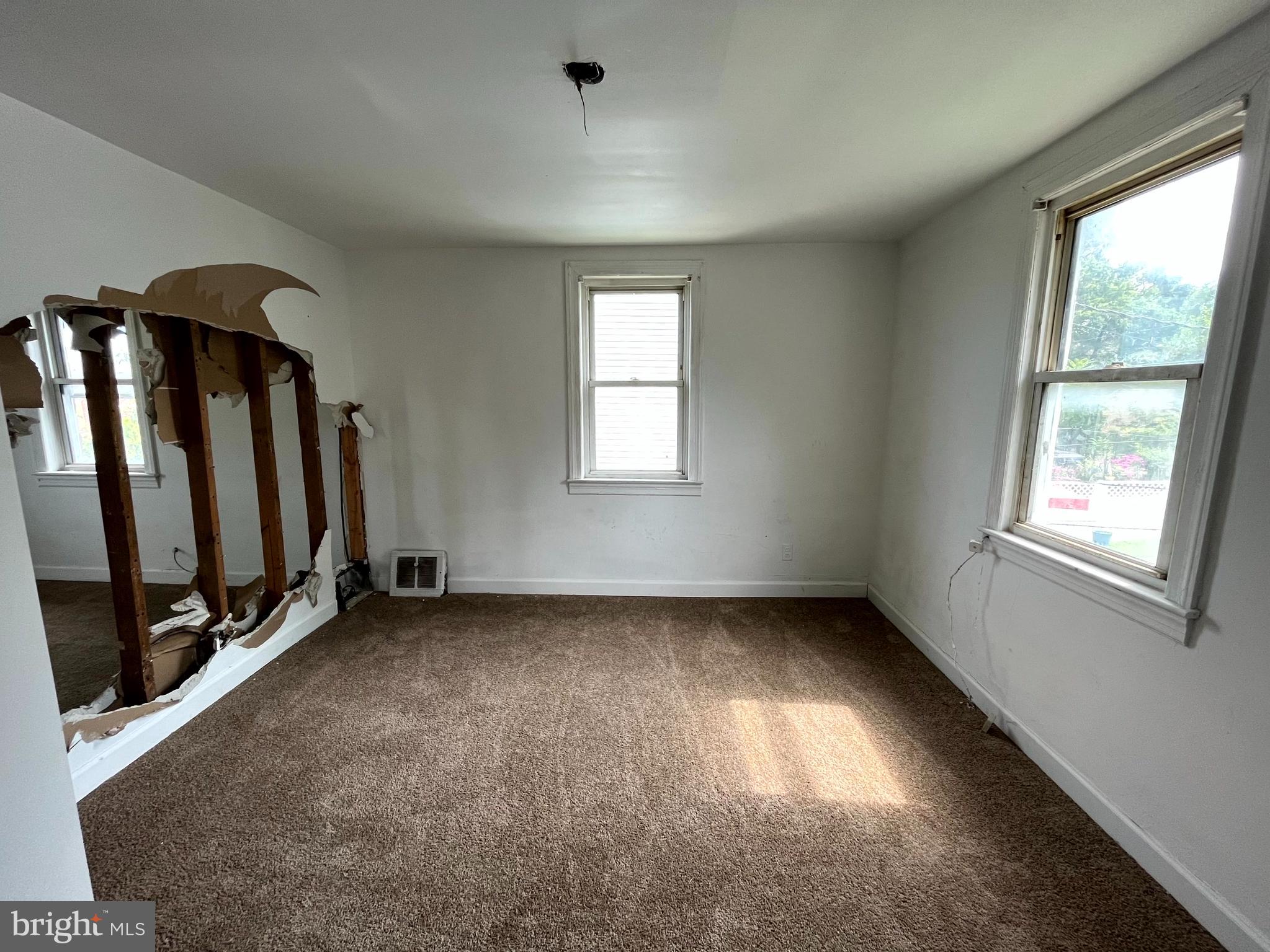 MOUNT WINANS - Residential