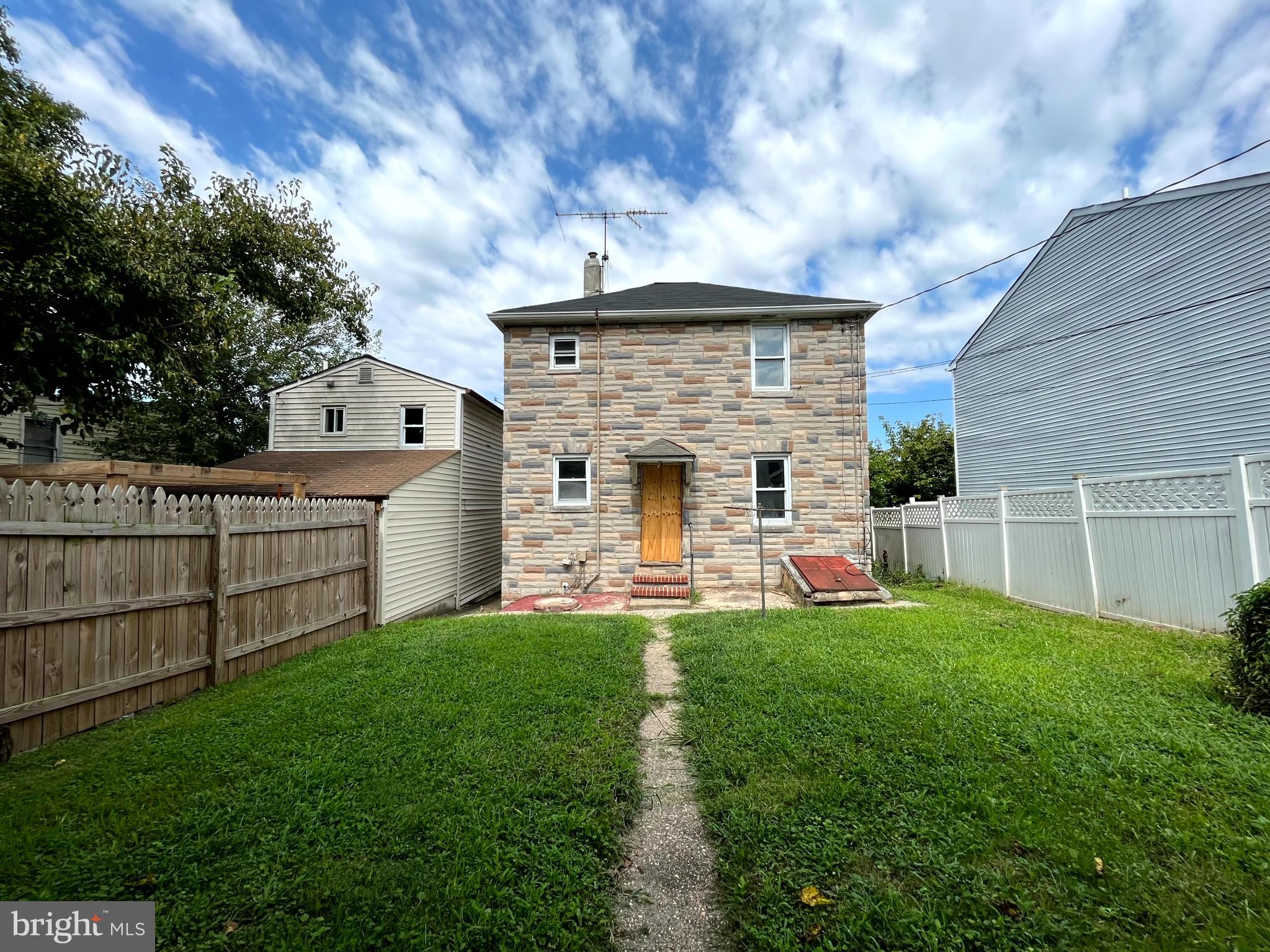 MOUNT WINANS - Residential