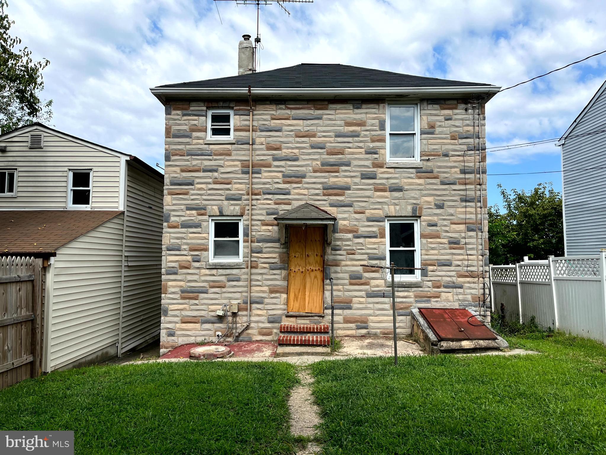 MOUNT WINANS - Residential