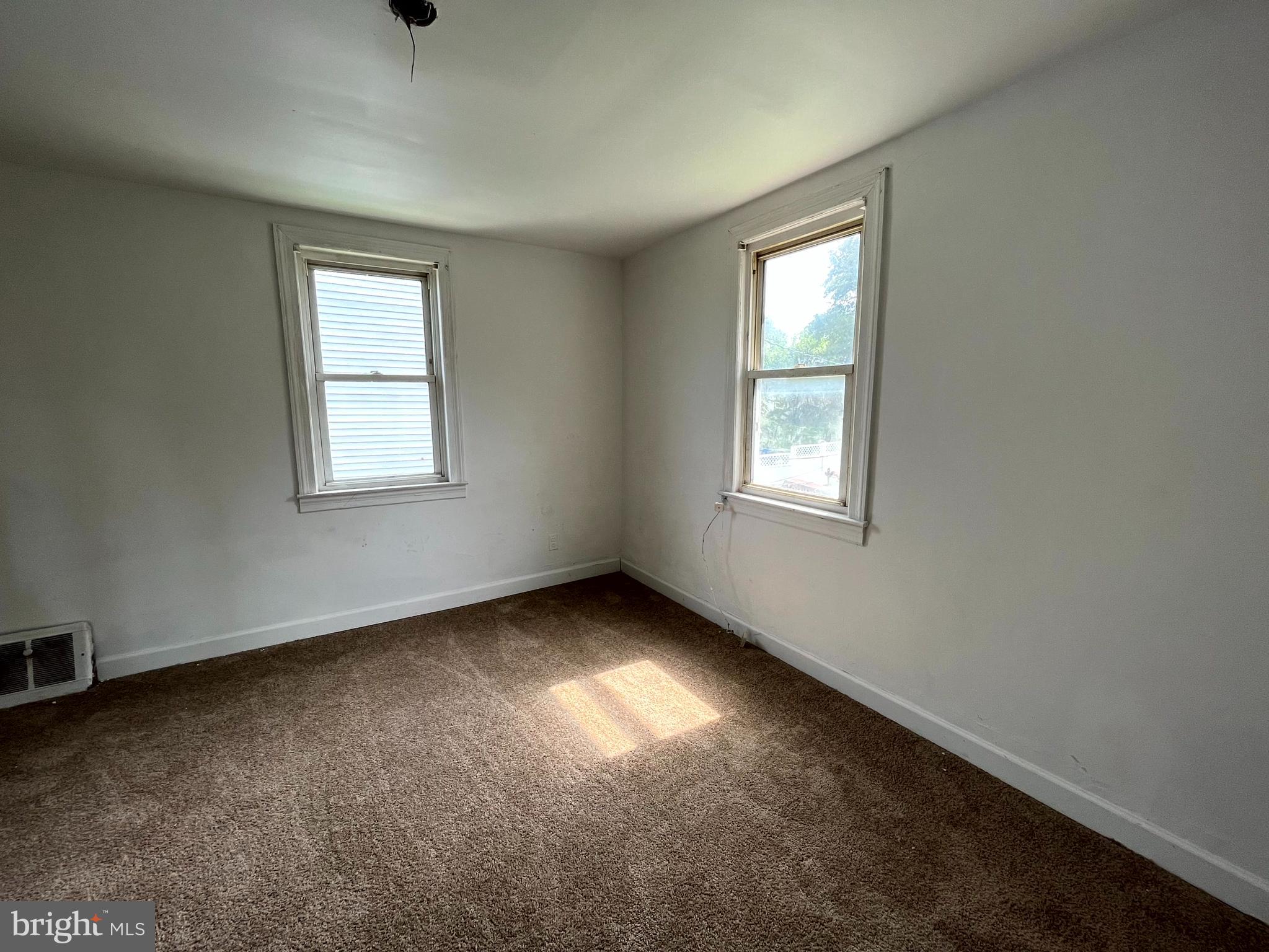 MOUNT WINANS - Residential