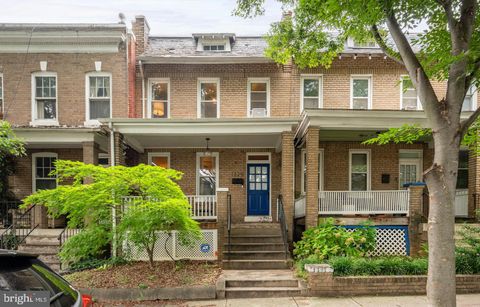 1220 ORREN STREET NE WASHINGTON DC 20002