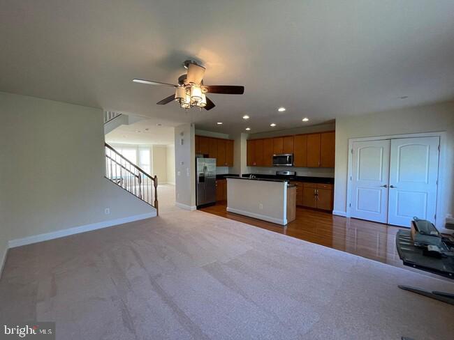 RESERVE AT WAXPOOL - Residential Lease