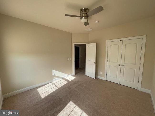 RESERVE AT WAXPOOL - Residential Lease