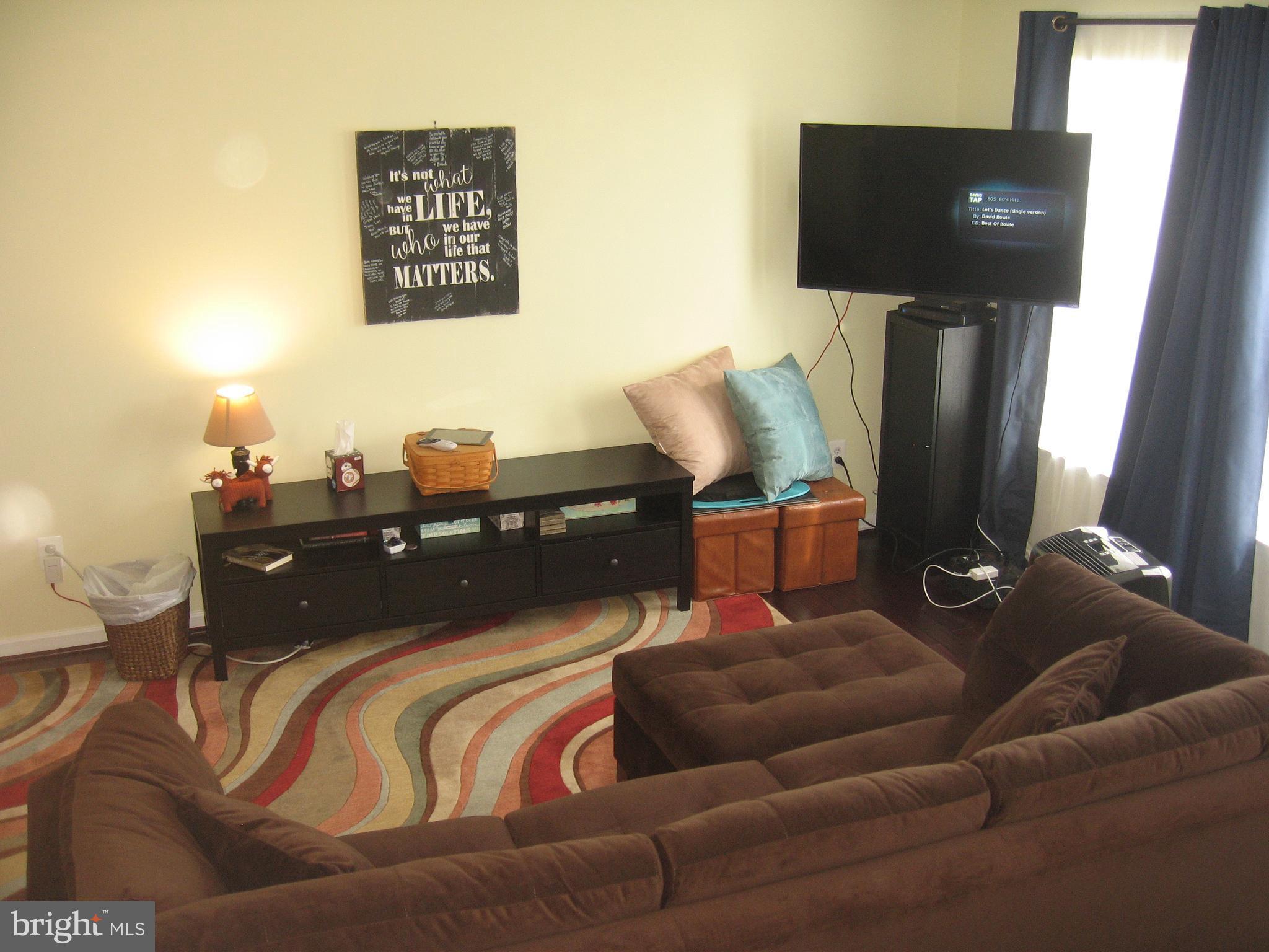 LAKELAND PLACE - Residential