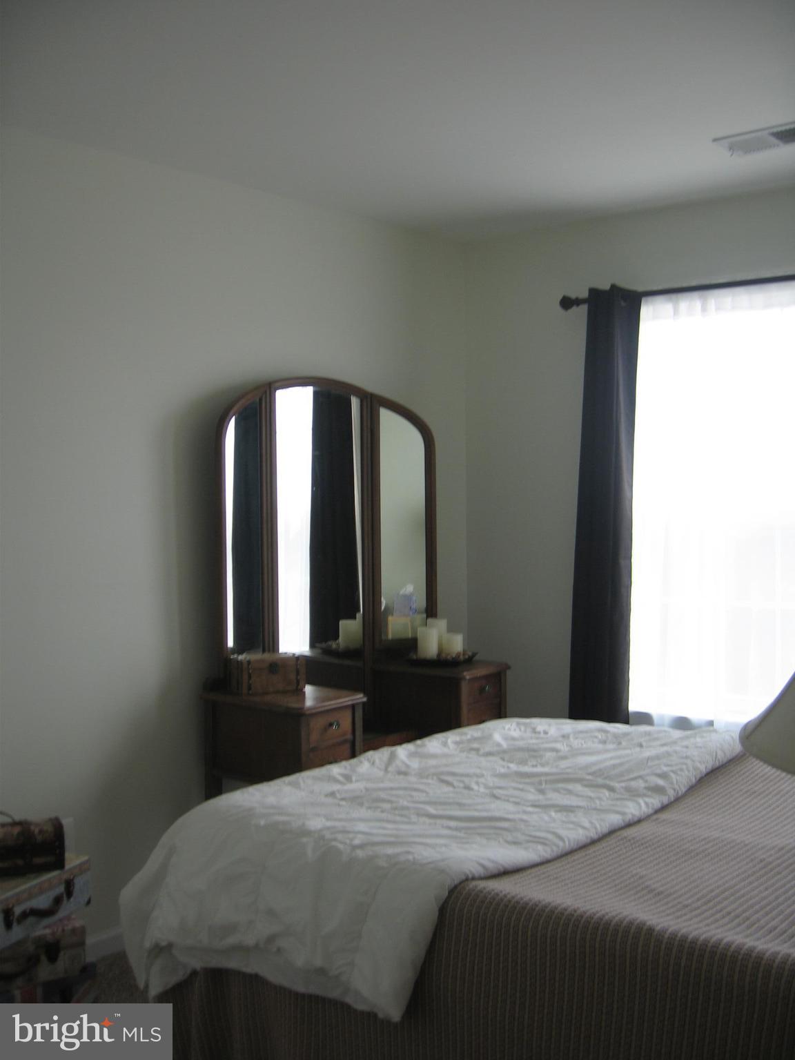 LAKELAND PLACE - Residential