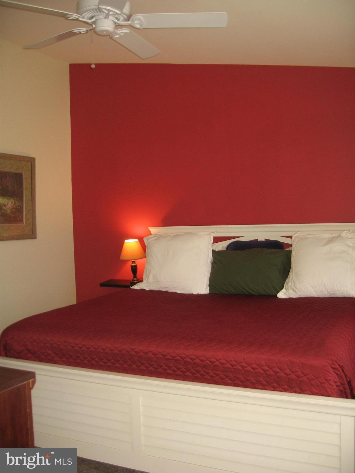 LAKELAND PLACE - Residential